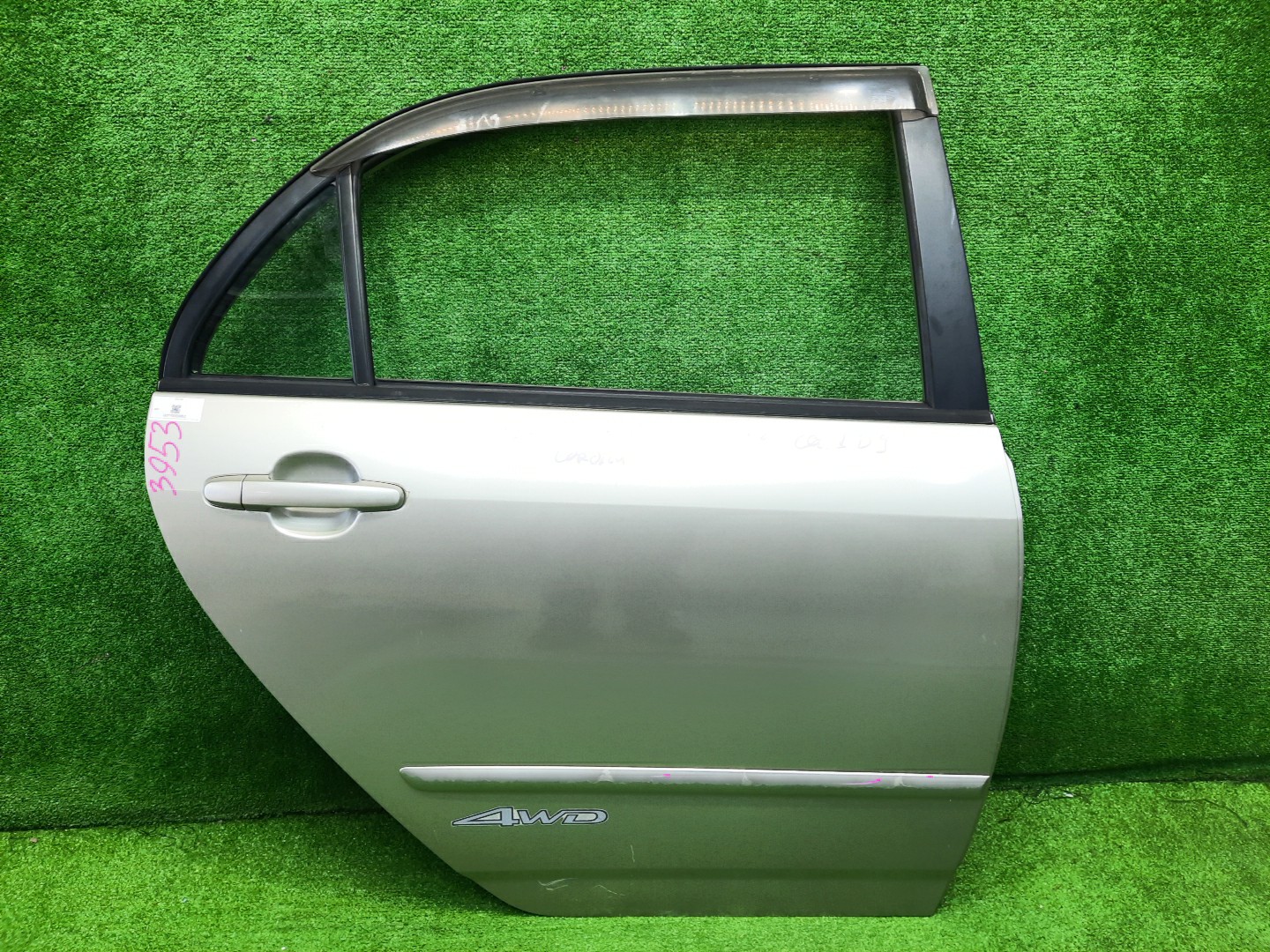 Дверь правая задняя TOYOTA COROLLA ZZE124, NZE121, NZE120, ZZE122, NZE124, CE121 3953 1 ракурс