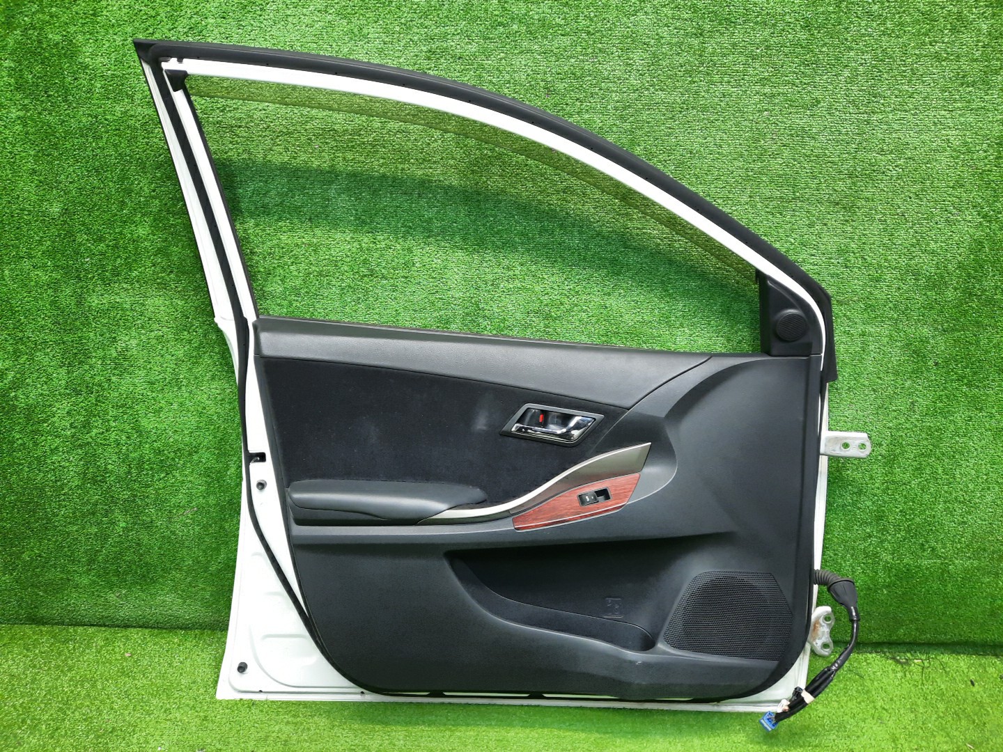 Дверь левая передняя TOYOTA ALLION ZRT265, ZRT260, NZT260, ZRT261 3984 3 ракурс