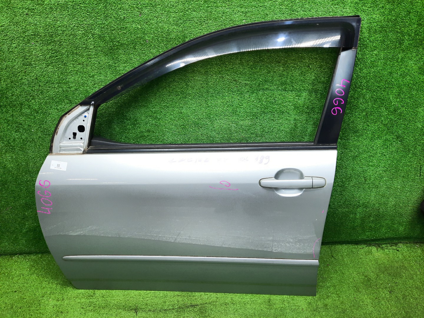Дверь левая передняя TOYOTA COROLLA, COROLLA FIELDER, ALLEX, COROLLA RUNX ZZE124, NZE121, NZE120, ZZE122, NZE124, CE121, NZE121G, ZZE123G, ZZE124G, ZZE122G, NZE124G, ZZE123 4066 3 ракурс