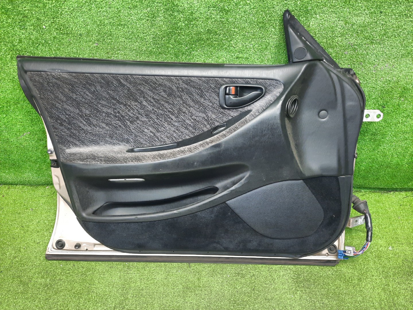 Дверь левая передняя TOYOTA WINDOM VCV10, VCV11 4087 3 ракурс