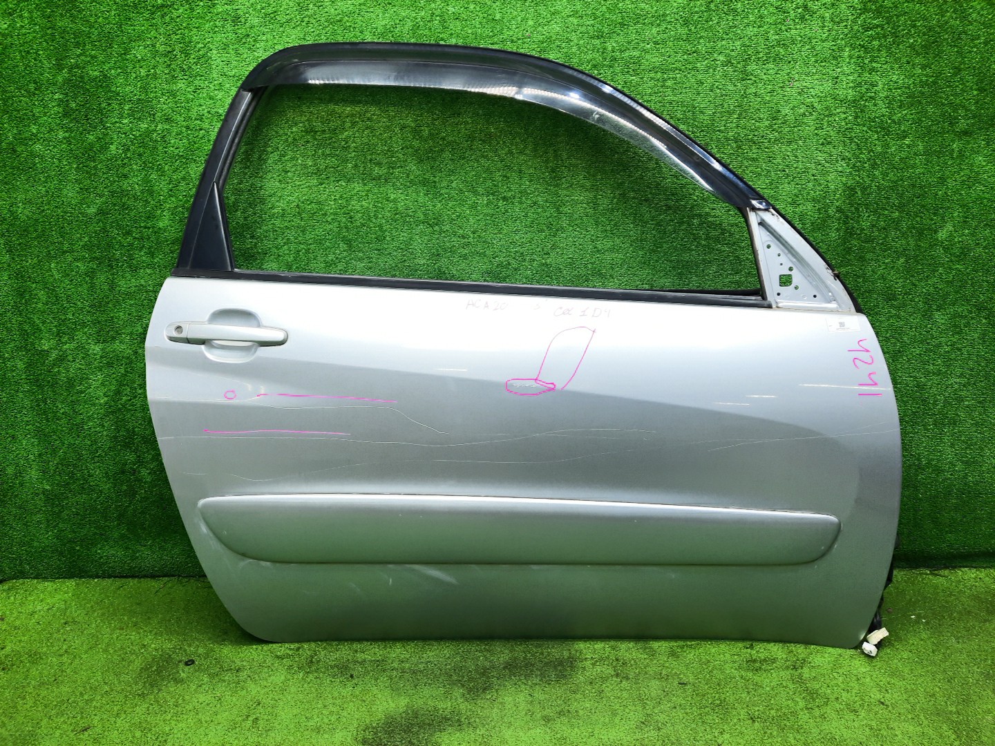 Дверь правая передняя TOYOTA RAV4 ACA20W, ZCA25W 4241 1 ракурс