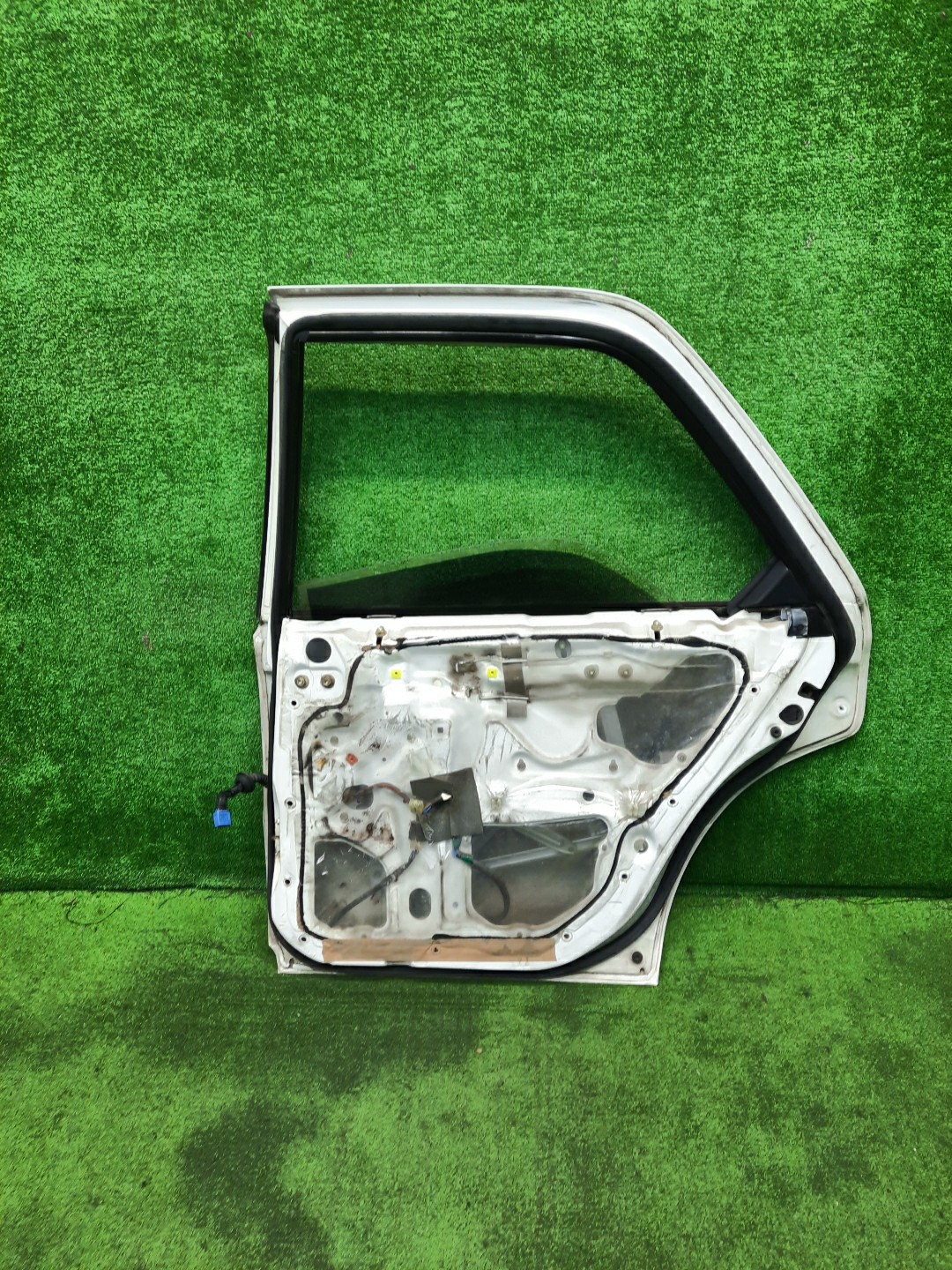 Дверь правая задняя TOYOTA CRESTA GX81, LX80, JZX81, GX80 4252 3 ракурс