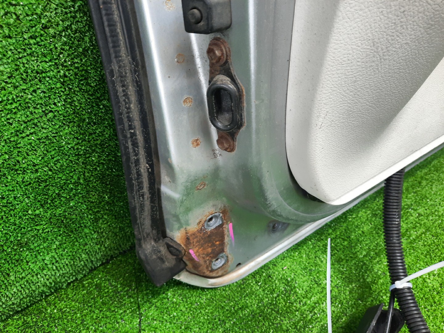 Дверь правая задняя TOYOTA SIENTA NSP172G, NSP170G, NCP175G, NHP170G 4299 4 ракурс
