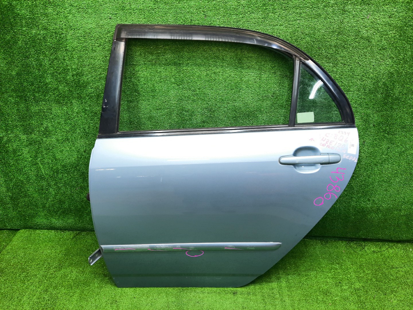 Дверь левая задняя TOYOTA COROLLA ZZE124, NZE121, NZE120, ZZE122, NZE124, CE121 4386 1 ракурс