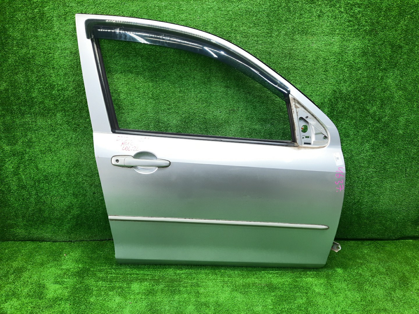 Дверь правая передняя MAZDA DEMIO DY3W, DY5W, DY3R 4637 1 ракурс