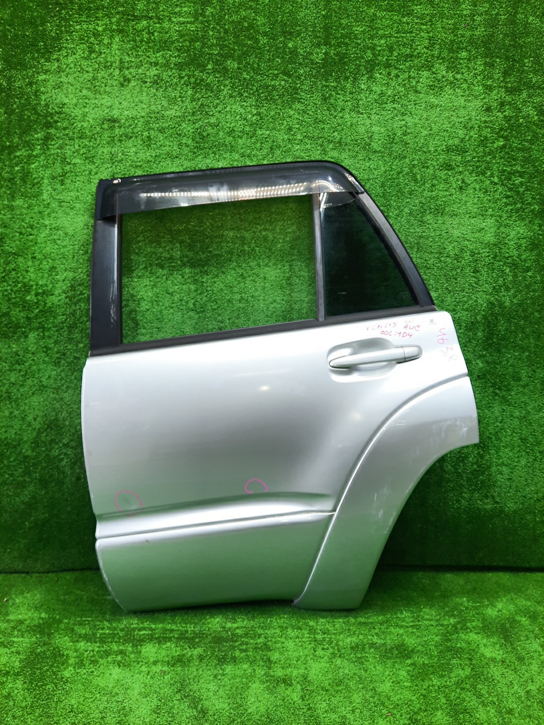 Дверь левая задняя TOYOTA HILUX SURF RZN215W, KDN215W, TRN215W, GRN215W, VZN215W 4638 1 ракурс