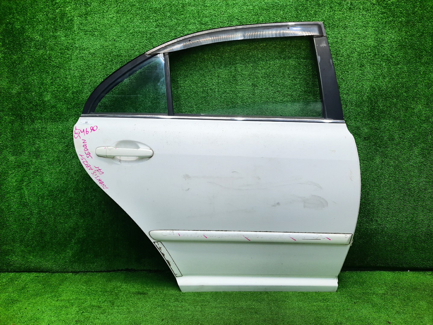 Дверь правая задняя TOYOTA AVENSIS ZZT251, AZT250, AZT255, AZT251 4690 1 ракурс