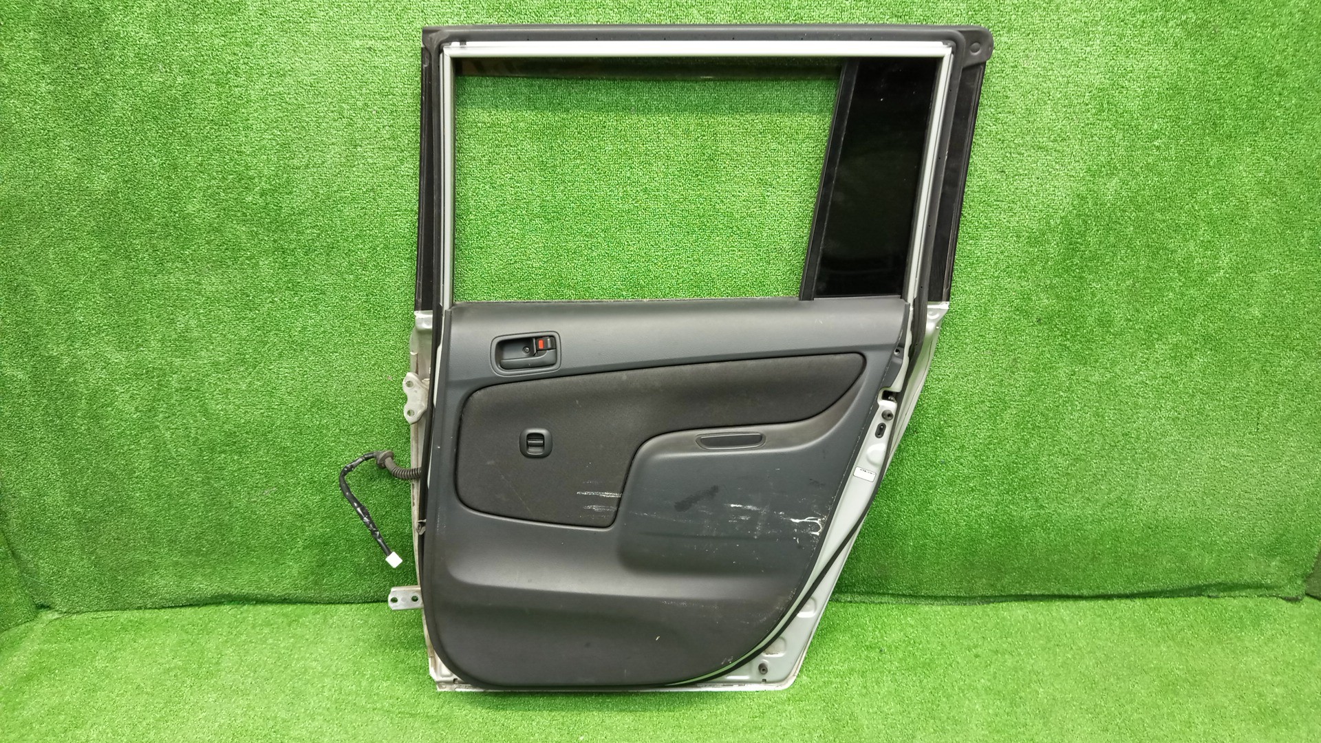 Дверь правая задняя TOYOTA PROBOX, SUCCEED NCP51V, NCP58G, NCP55V, NCP50V, NCP59G, NLP51 4693 2 ракурс