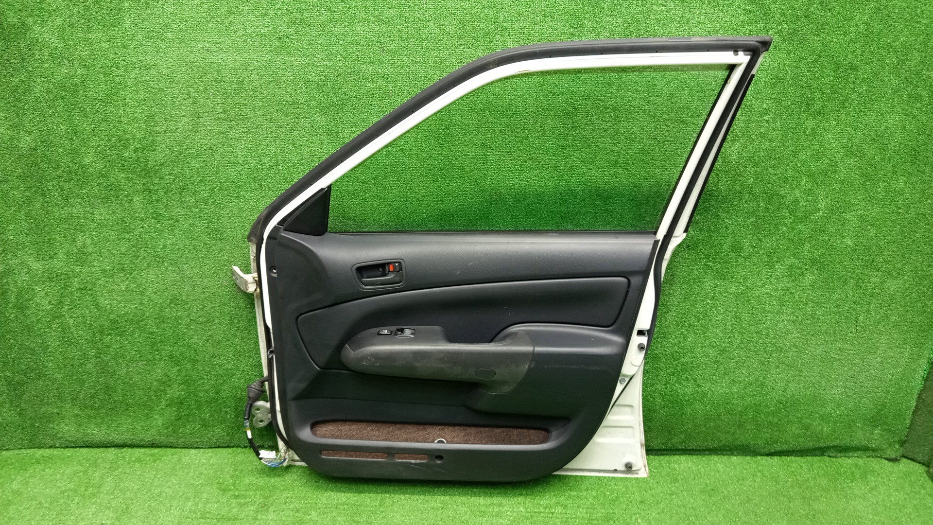 Дверь правая передняя TOYOTA PROBOX, SUCCEED NCP51V, NCP58G, NCP55V, NCP50V, NCP59G, NLP51 4704 4 ракурс