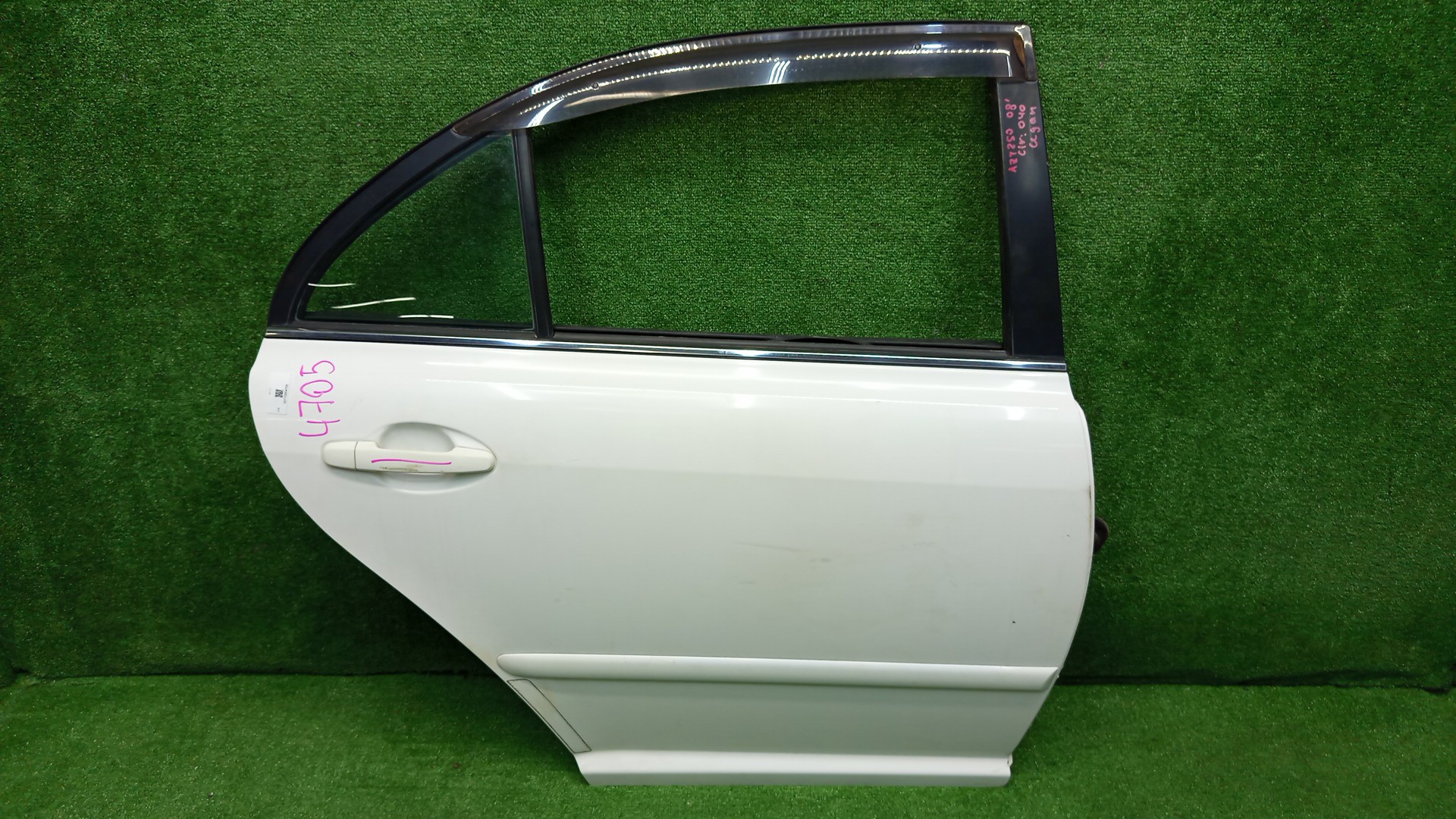 Дверь правая задняя TOYOTA AVENSIS ZZT251, AZT250, AZT255, AZT251 4705 1 ракурс