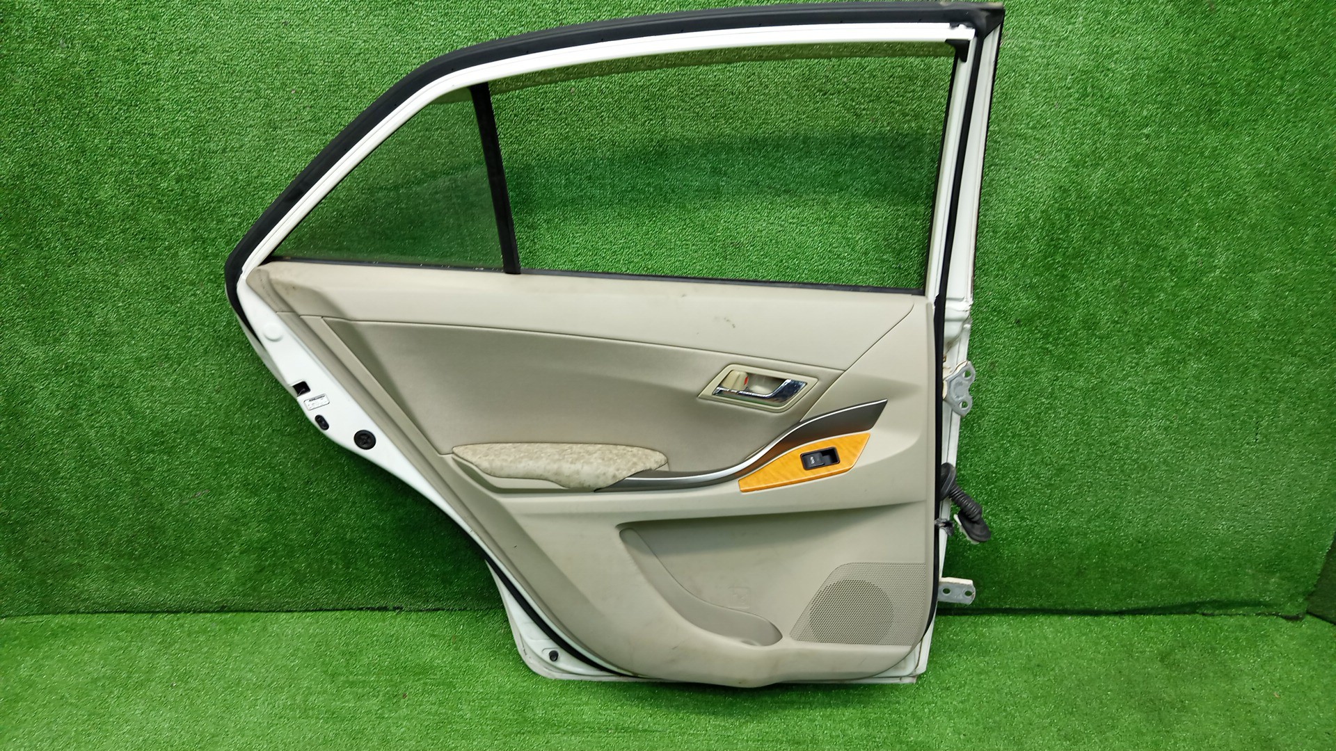 Дверь левая задняя TOYOTA PREMIO ZRT265, ZRT260, NZT260, ZRT261 4708 2 ракурс