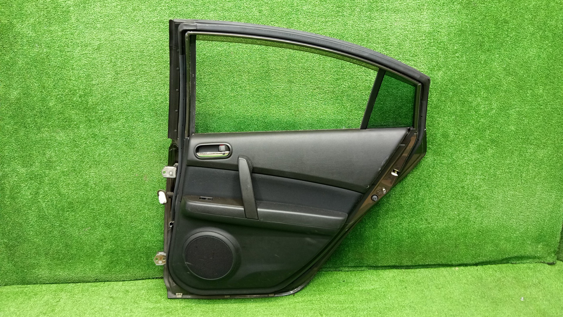 Дверь правая задняя MAZDA ATENZA, MAZDA 6, 6 GH5FP, GH5AP, GHEFP, GH SEDAN 2 ракурс