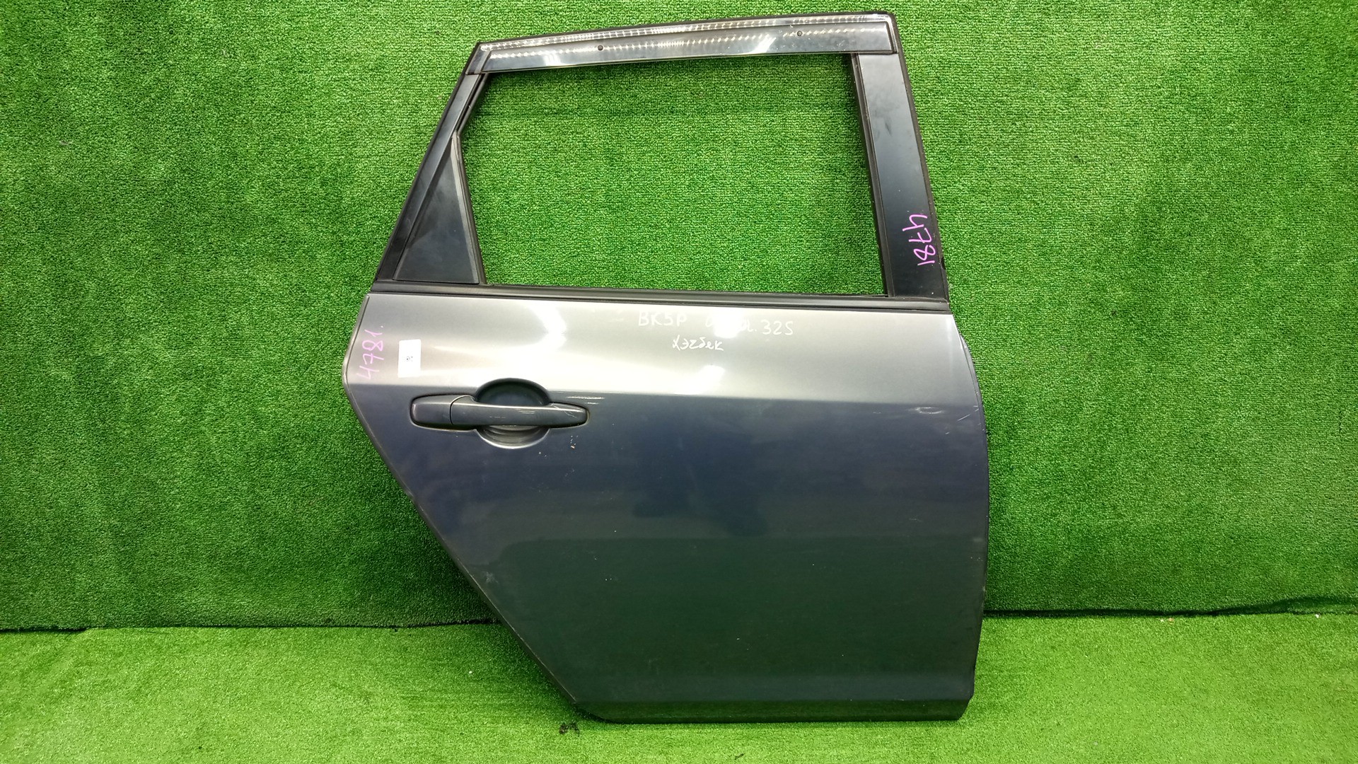Дверь правая задняя MAZDA AXELA, MAZDA 3, 3 BK5P, BK3P, BKEP, BK WAGON 1 ракурс