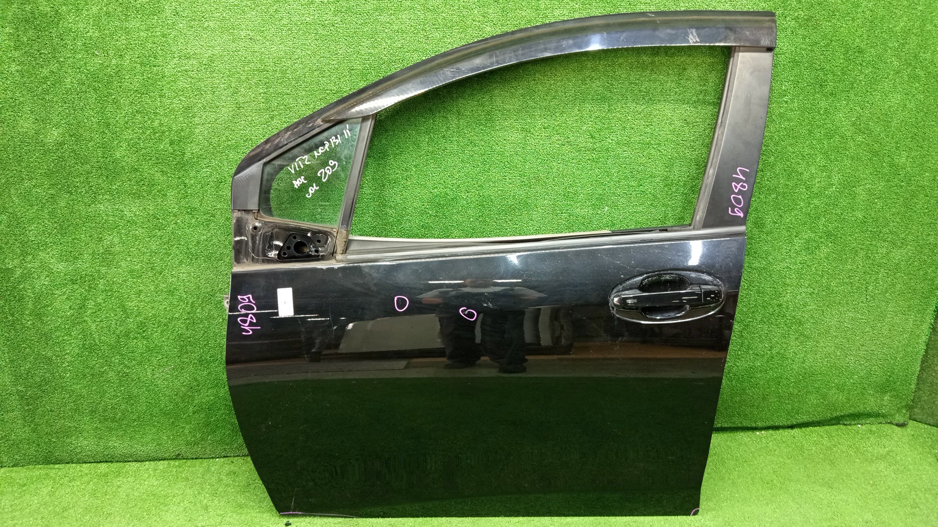 Дверь левая передняя TOYOTA VITZ, YARIS KSP130, NSP130, NSP135, NCP131 4809 1 ракурс