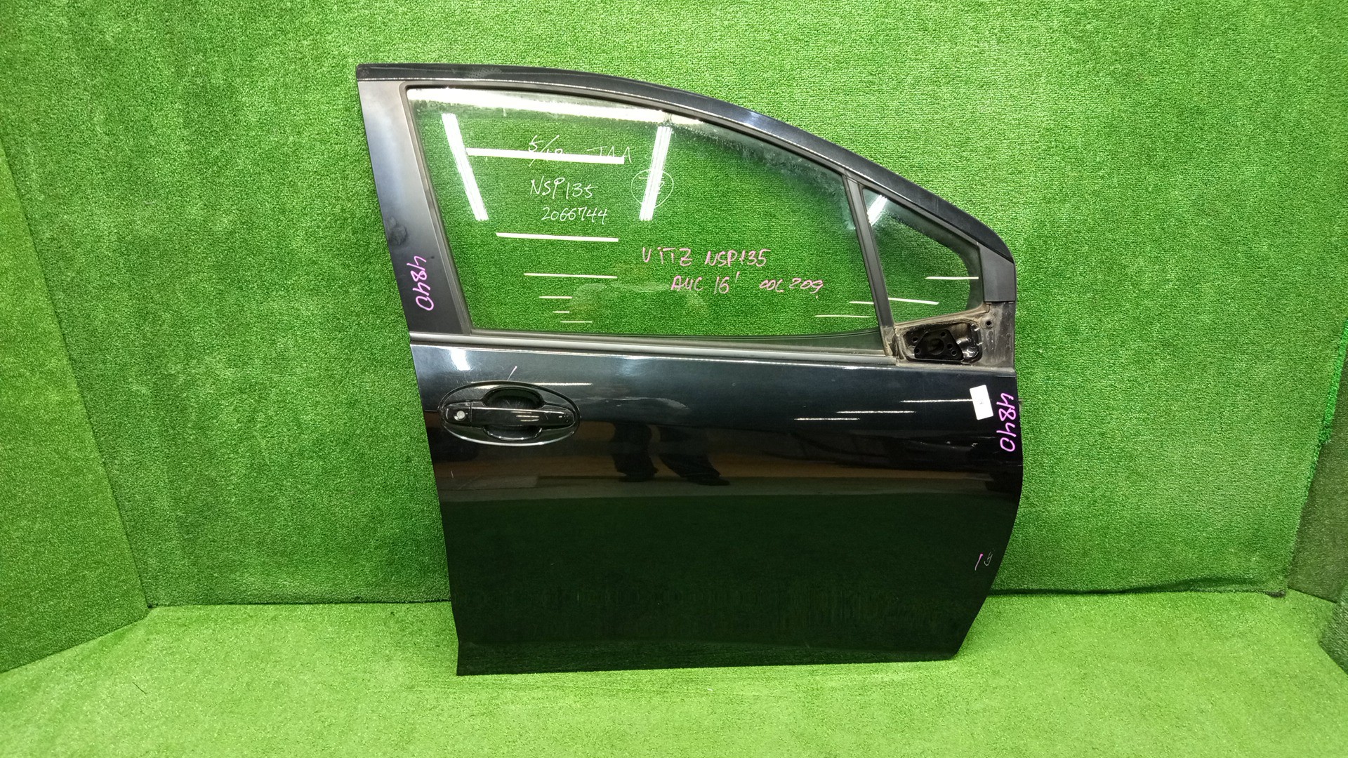 Дверь правая передняя TOYOTA VITZ, YARIS KSP130, NSP130, NSP135, NCP131 4840 1 ракурс