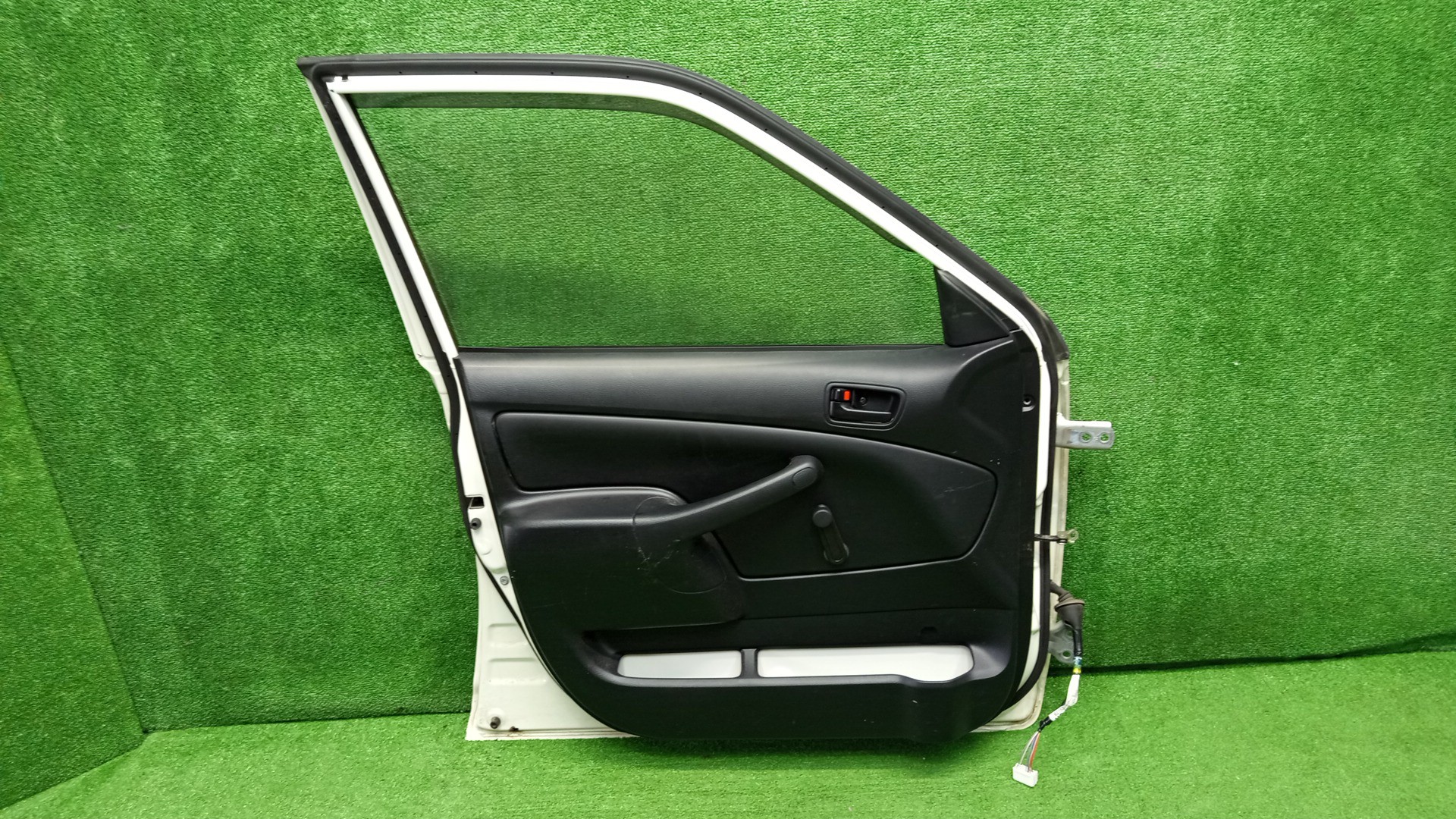 Дверь левая передняя TOYOTA PROBOX, SUCCEED NSP160V, NCP160V, NCP165V, NHP160V 4845 2 ракурс