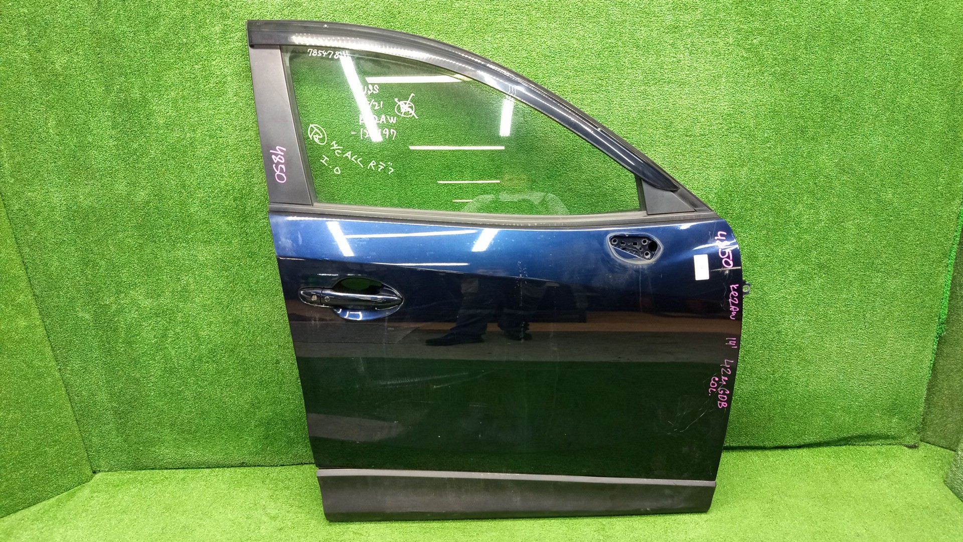 Дверь правая передняя MAZDA CX-5 KE5AW, KE5FW, KEEAW, KEEFW, KE2AW, KE2FW 4850 1 ракурс