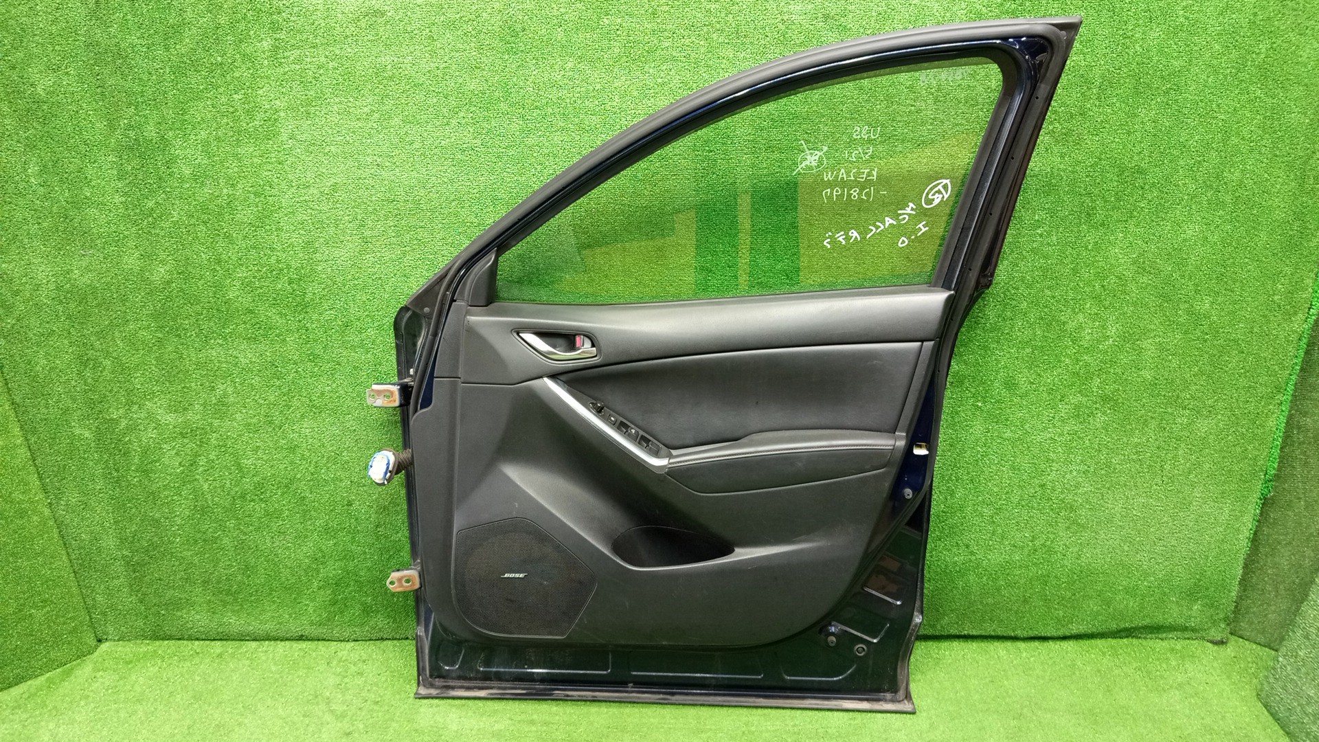 Дверь правая передняя MAZDA CX-5 KE5AW, KE5FW, KEEAW, KEEFW, KE2AW, KE2FW 4850 2 ракурс