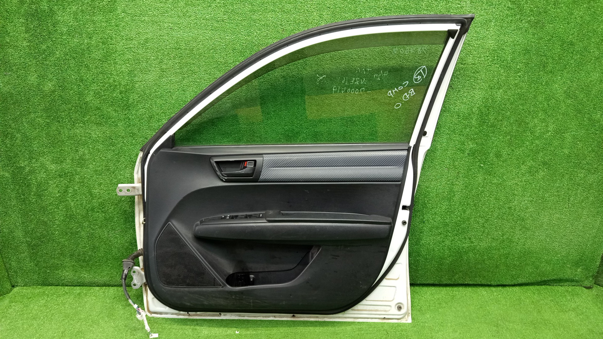 Дверь правая передняя TOYOTA COROLLA FIELDER, COROLLA  AXIO ZRE162G, NZE164G, NZE161G, NKE165G, NRE161G, NZE161, NZE164, NRE161, NKE165, NRE160 4853 3 ракурс