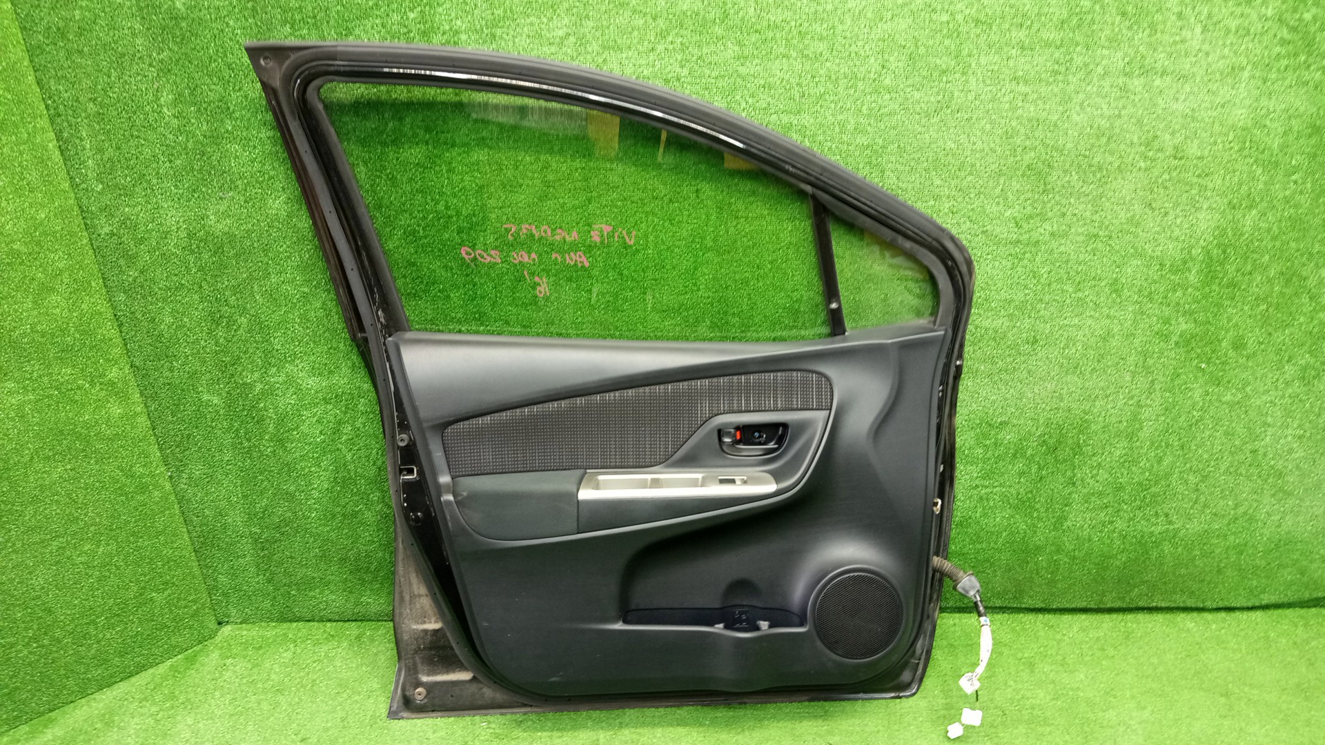Дверь левая передняя TOYOTA VITZ, YARIS KSP130, NSP130, NSP135, NCP131 4854 2 ракурс