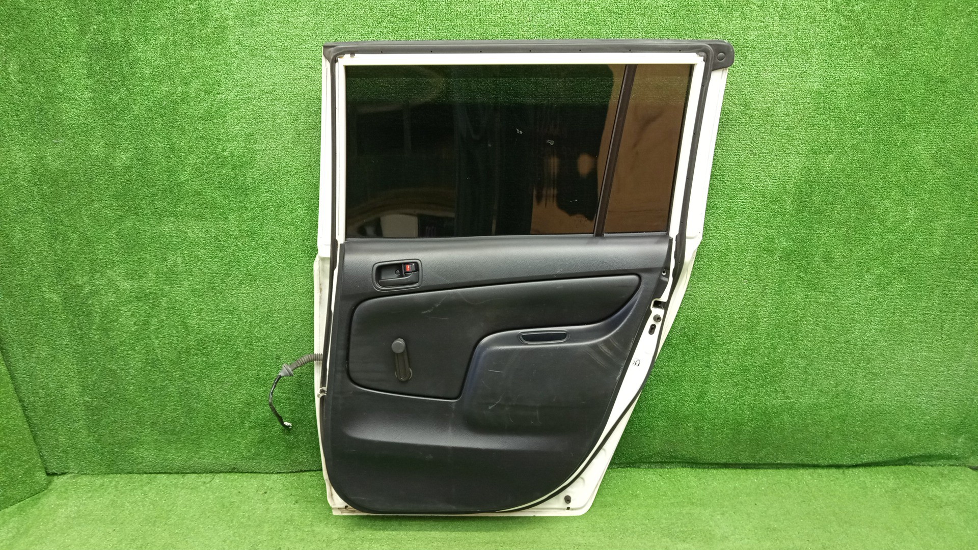 Дверь правая задняя TOYOTA PROBOX, SUCCEED NSP160V, NCP160V, NCP165V, NHP160V 4940 3 ракурс