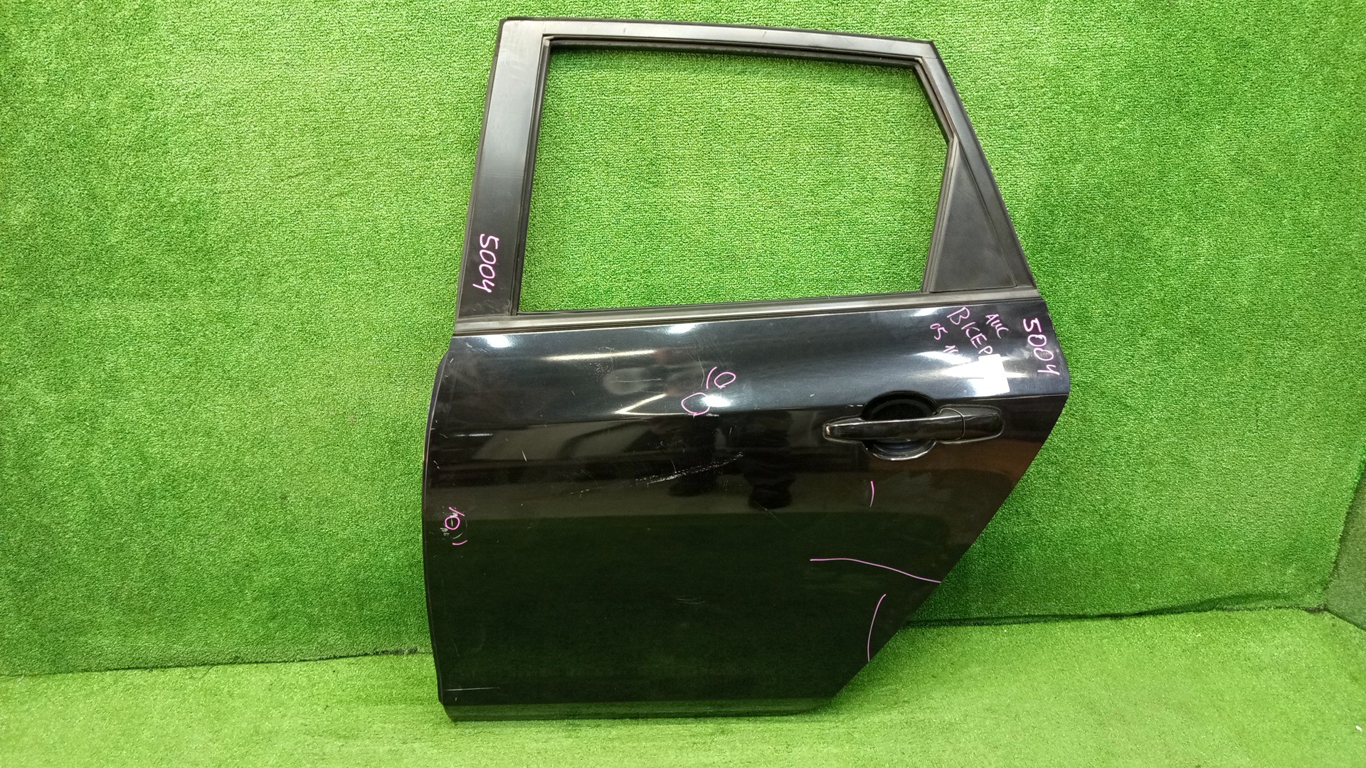 Дверь левая задняя MAZDA AXELA, MAZDA3, 3 BK5P, BK3P, BKEP, BK WAGON 1 ракурс