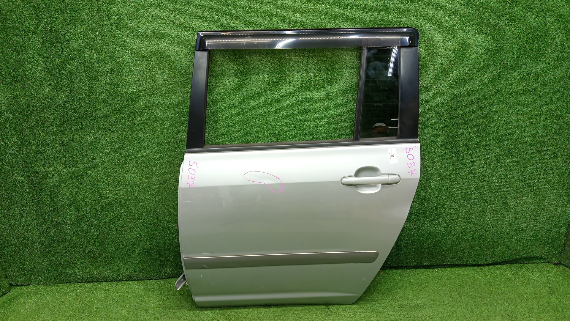 Дверь левая задняя TOYOTA PROBOX, SUCCEED NCP51V, NCP58G, NCP55V, NCP50V, NCP59G, NLP51 5037 1 ракурс Дверь левая задняя TOYOTA PROBOX, SUCCEED NCP51V, NCP58G, NCP55V, NCP50V, NCP59G, NLP51 5037 1 ракурс