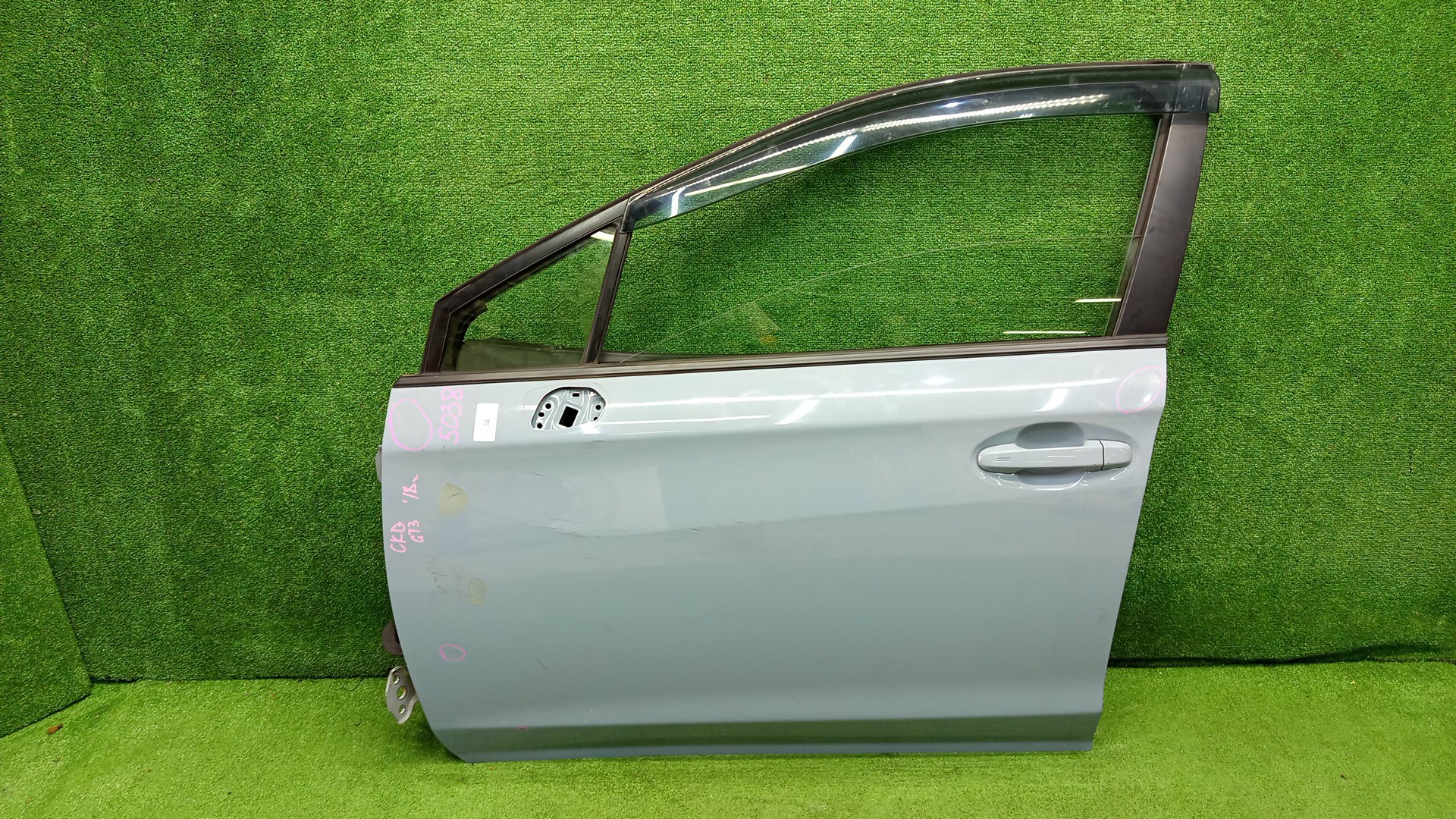 Дверь левая передняя SUBARU XV, IMPREZA GT3, GT7, GTE, GK6, GK7, GK3, GK2, GT2, GT6 5038 1 ракурс