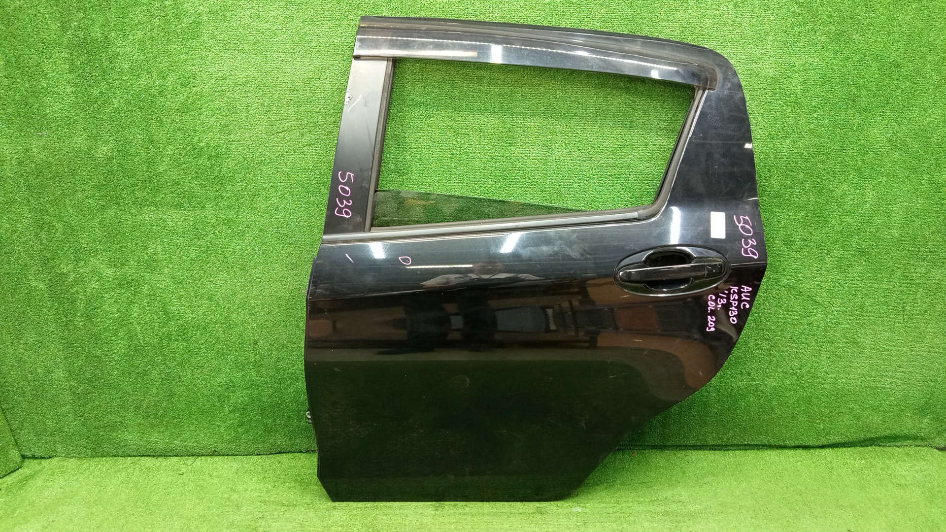 Дверь левая задняя TOYOTA VITZ, YARIS KSP130, NSP130, NSP135, NCP131 5039 1 ракурс