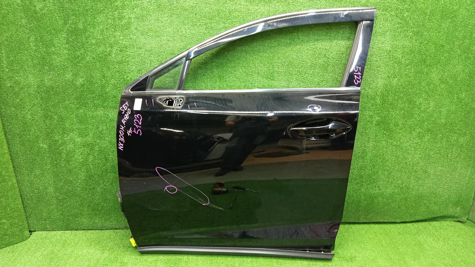 Дверь левая передняя LEXUS NX300H AYZ10 6700278030 1 ракурс