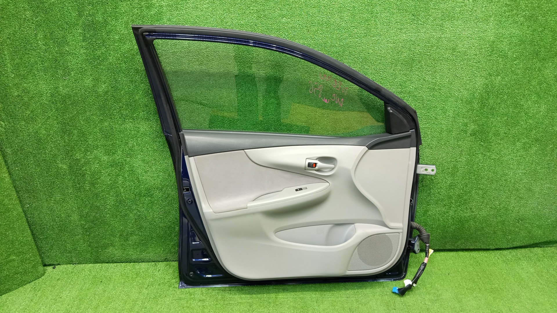 Дверь левая передняя TOYOTA COROLLA FIELDER, COROLLA  AXIO ZRE144G, ZRE142G, NZE144G, NZE141G, NZE141, NZE144, ZRE142, ZRE144 5179 3 ракурс