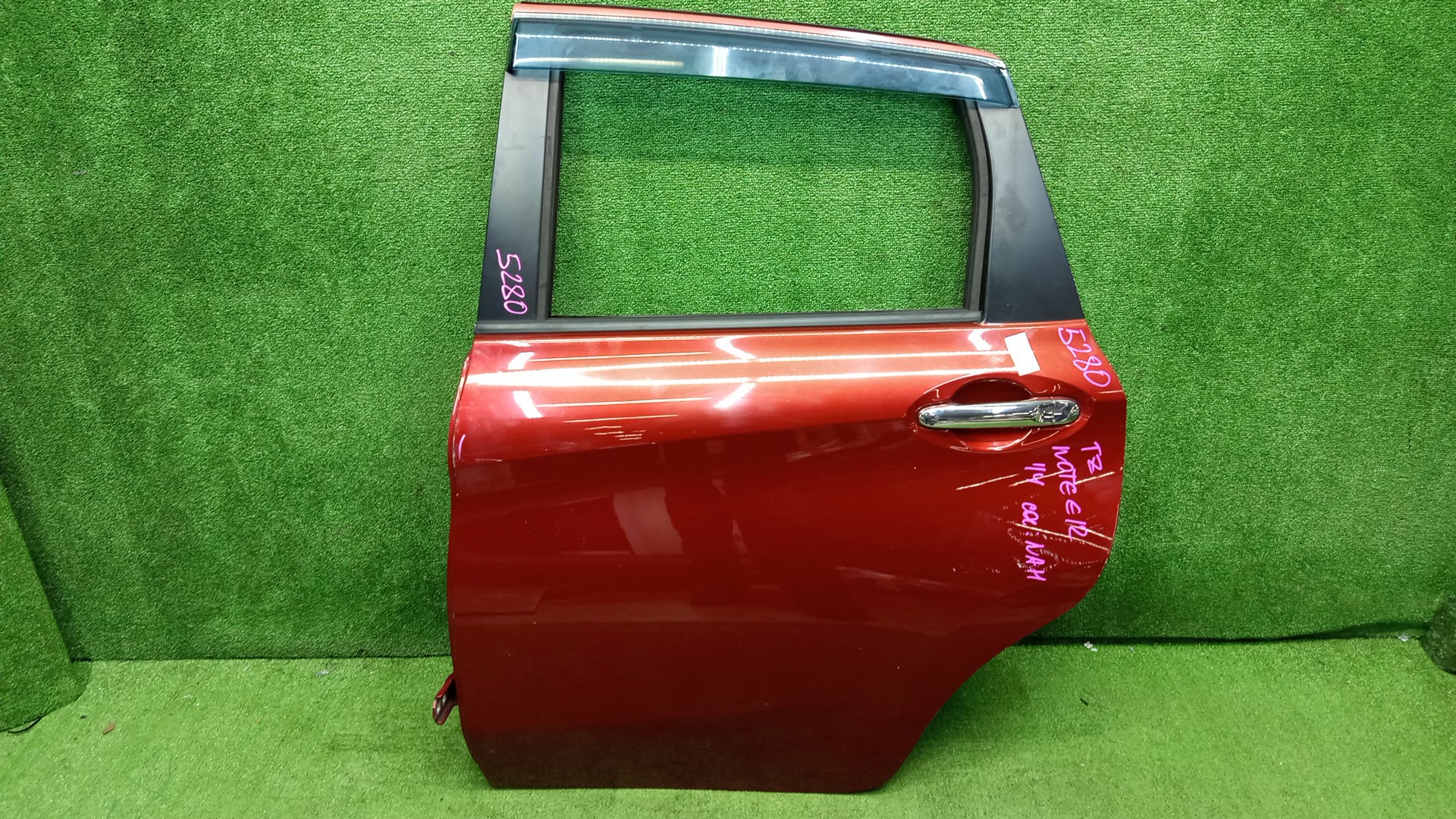 Дверь левая задняя NISSAN NOTE E12 5280 1 ракурс