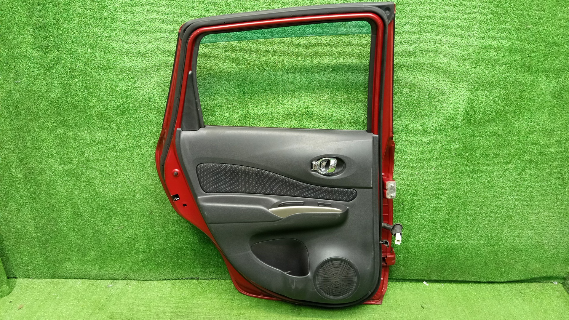 Дверь левая задняя NISSAN NOTE E12 5280 3 ракурс