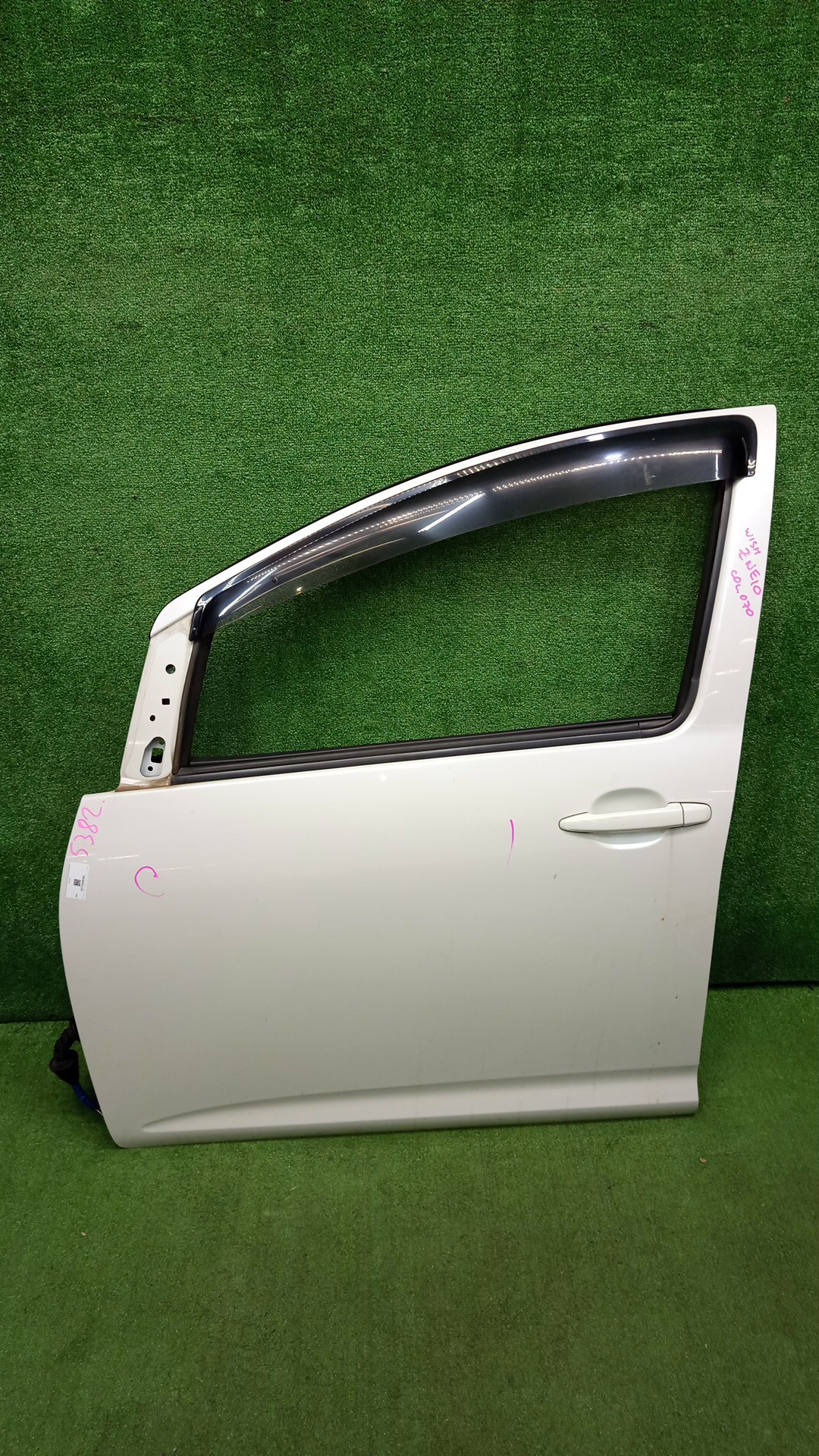 Дверь левая передняя TOYOTA WISH ANE10G, ZNE10G, ANE11W, ZNE14G 5382 1 ракурс