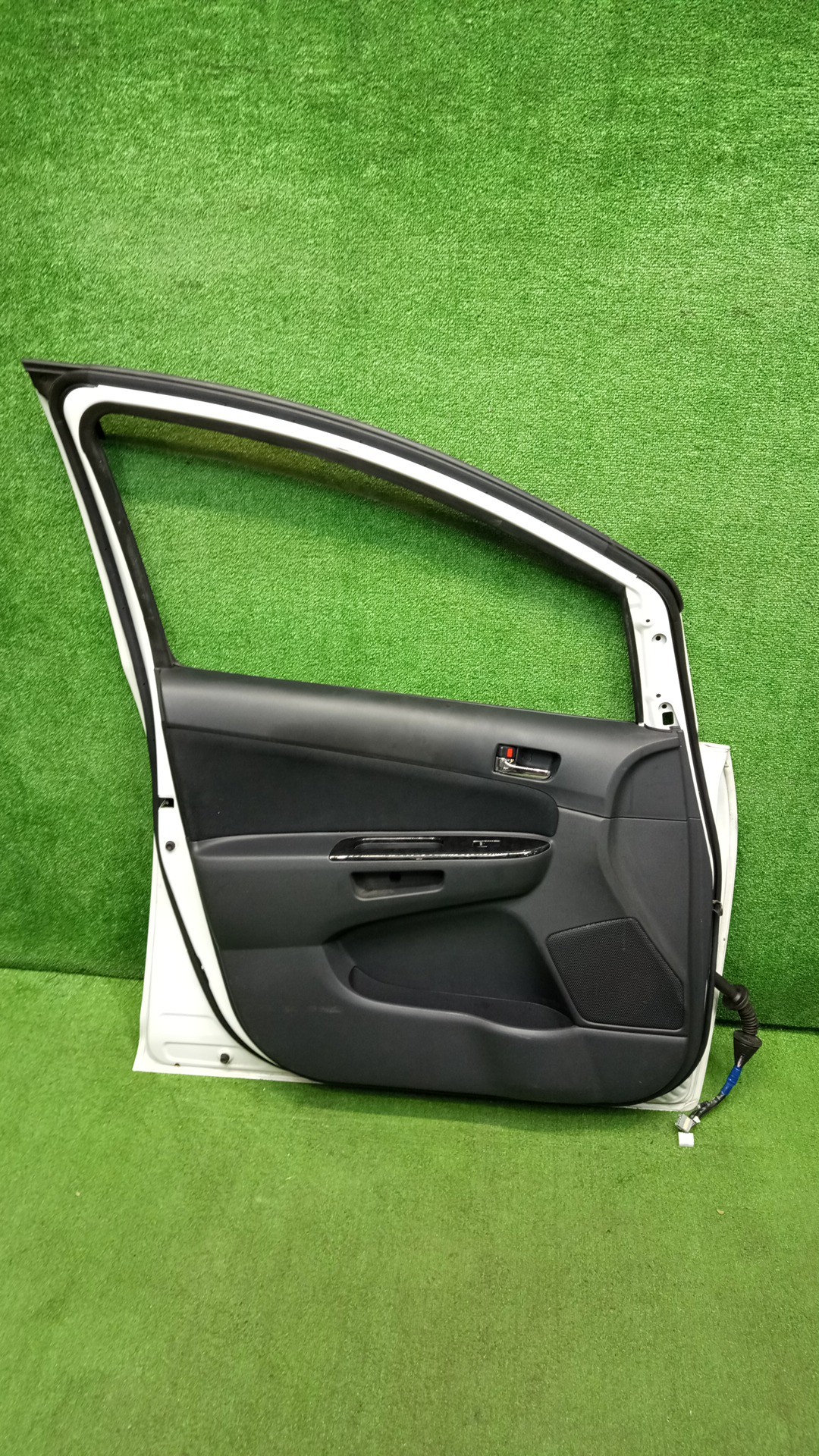 Дверь левая передняя TOYOTA WISH ANE10G, ZNE10G, ANE11W, ZNE14G 5382 3 ракурс