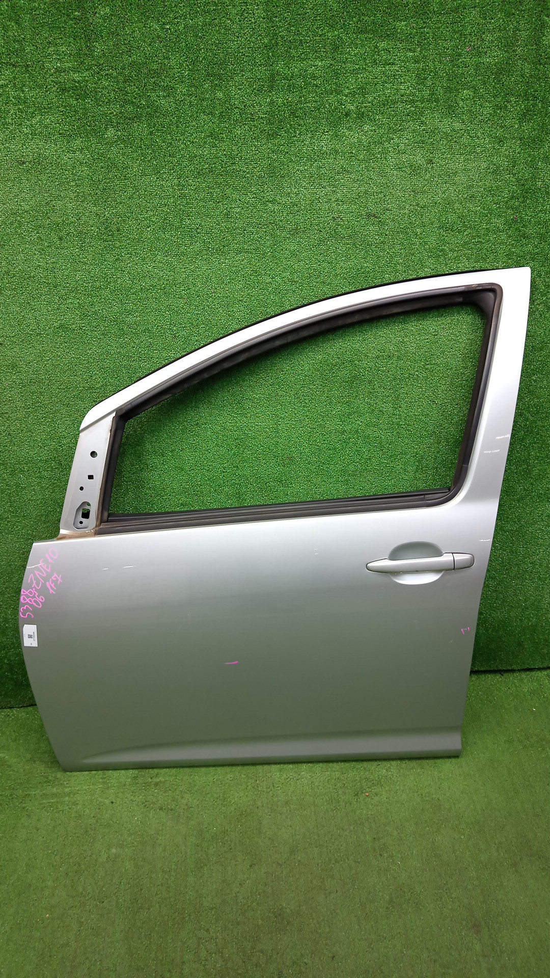 Дверь левая передняя TOYOTA WISH ANE10G, ZNE10G, ANE11W, ZNE14G 5388 1 ракурс