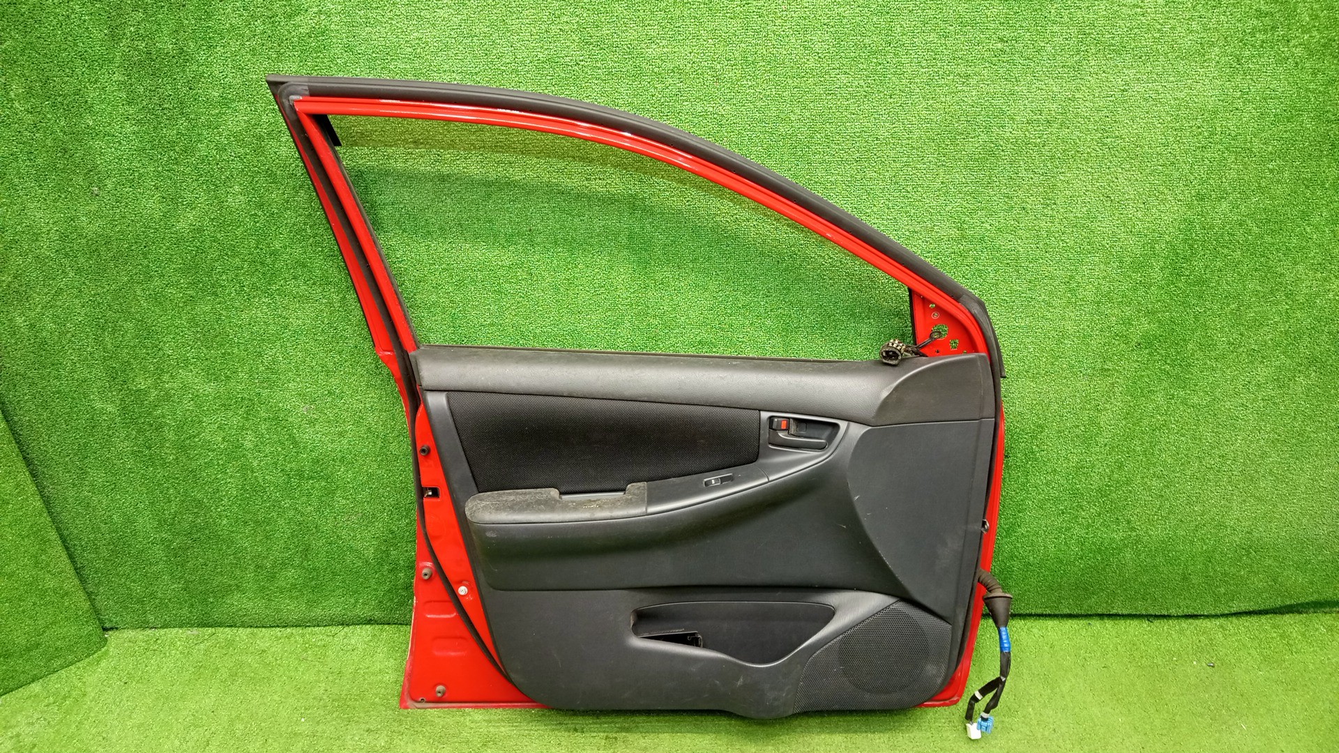 Дверь левая передняя TOYOTA COROLLA, COROLLA FIELDER, ALLEX, COROLLA RUNX ZZE124, NZE121, NZE120, ZZE122, NZE124, CE121, NZE121G, ZZE123G, ZZE124G, ZZE122G, NZE124G, ZZE123 5433 2 ракурс