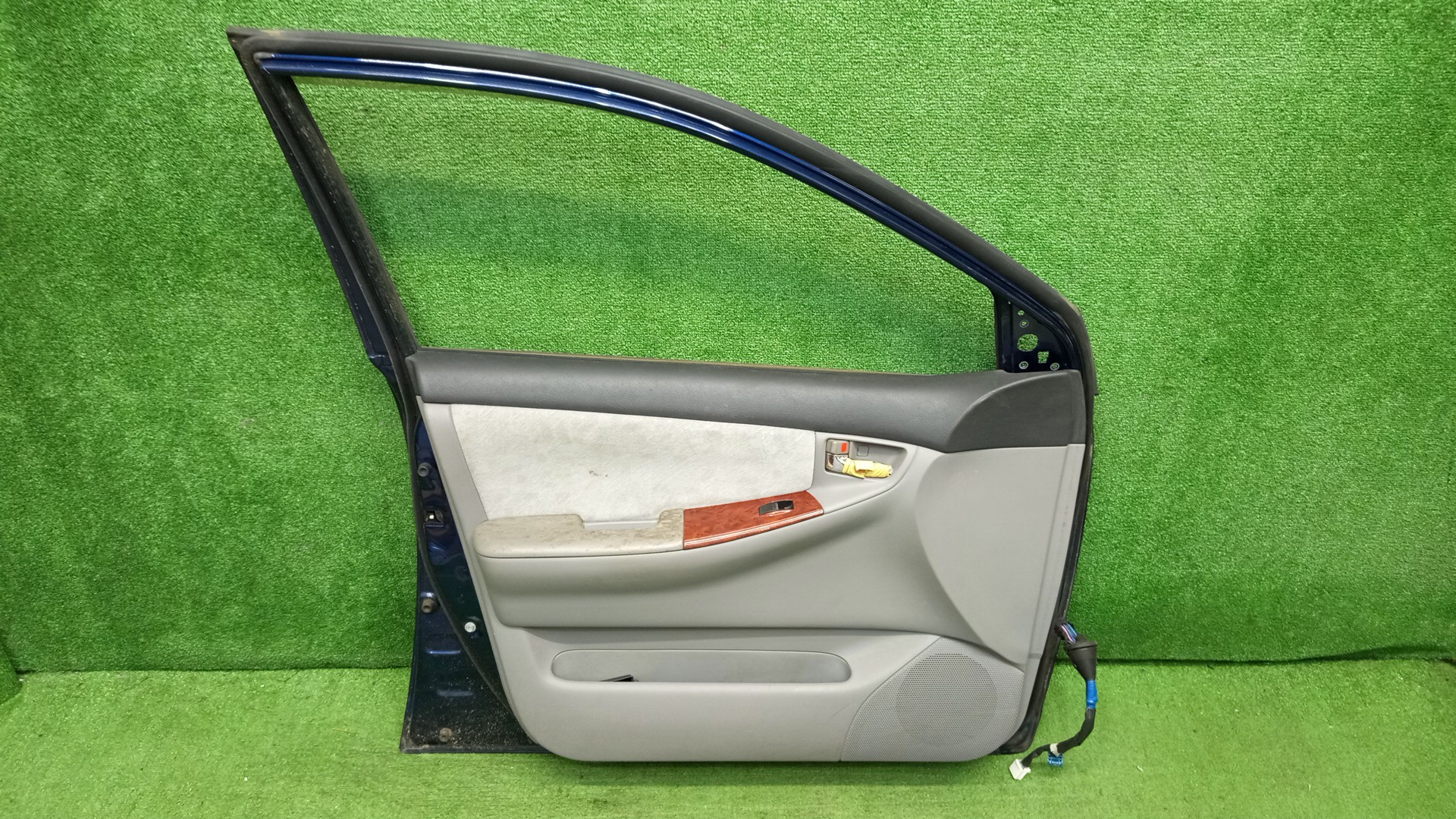 Дверь левая передняя TOYOTA COROLLA, COROLLA FIELDER, ALLEX, COROLLA RUNX ZZE124, NZE121, NZE120, ZZE122, NZE124, CE121, NZE121G, ZZE123G, ZZE124G, ZZE122G, NZE124G, ZZE123 5439 4 ракурс