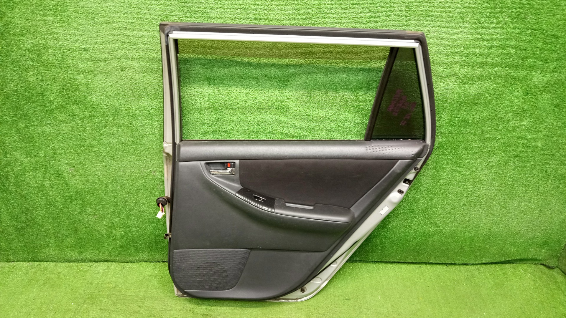 Дверь правая задняя TOYOTA COROLLA FIELDER NZE121G, ZZE123G, ZZE124G, ZZE122G, NZE124G 5453 4 ракурс