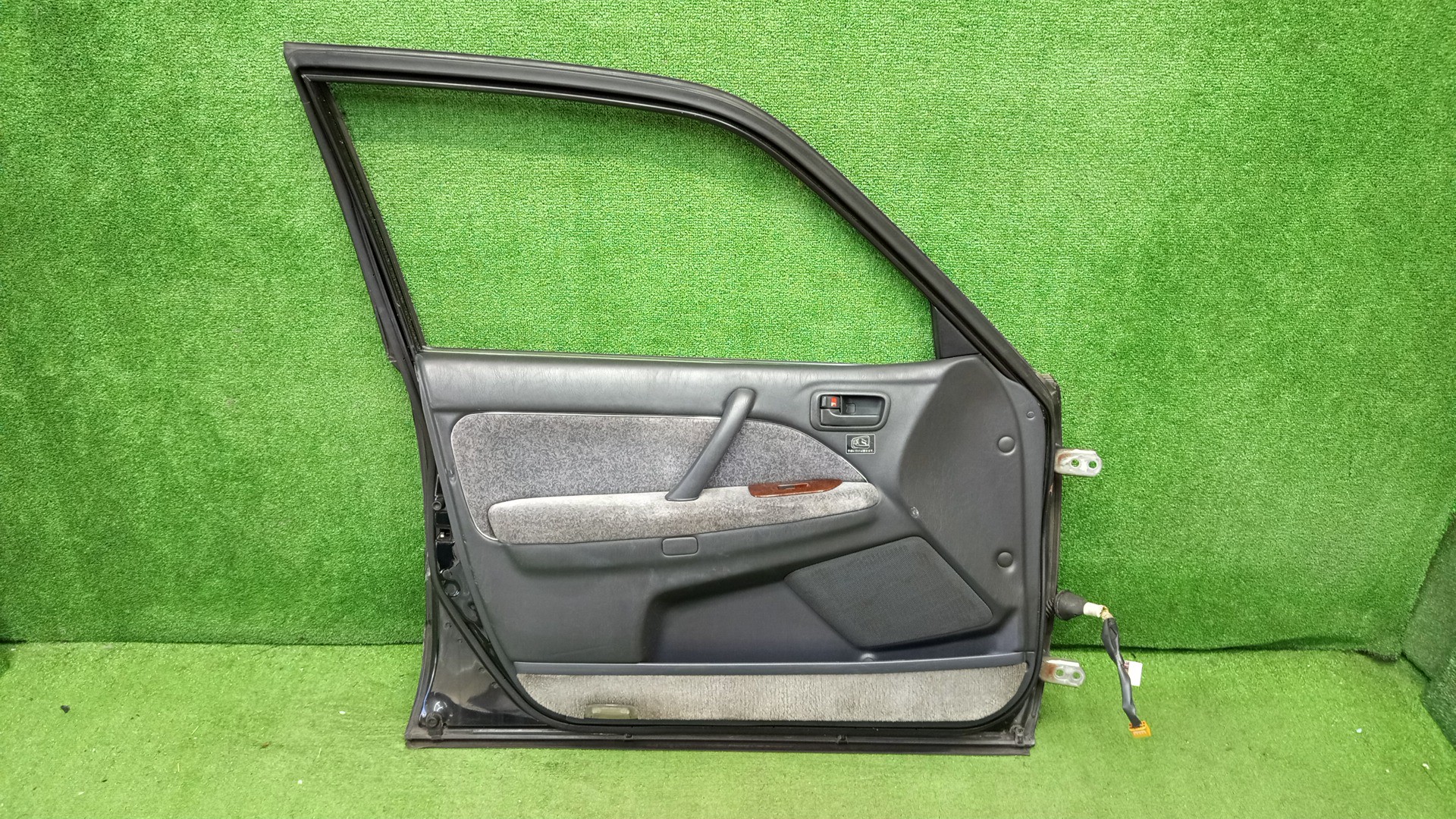 Дверь левая передняя TOYOTA CROWN JZS151, JZS155, GS151, LS151, JZS157, JZS153 5520 4 ракурс