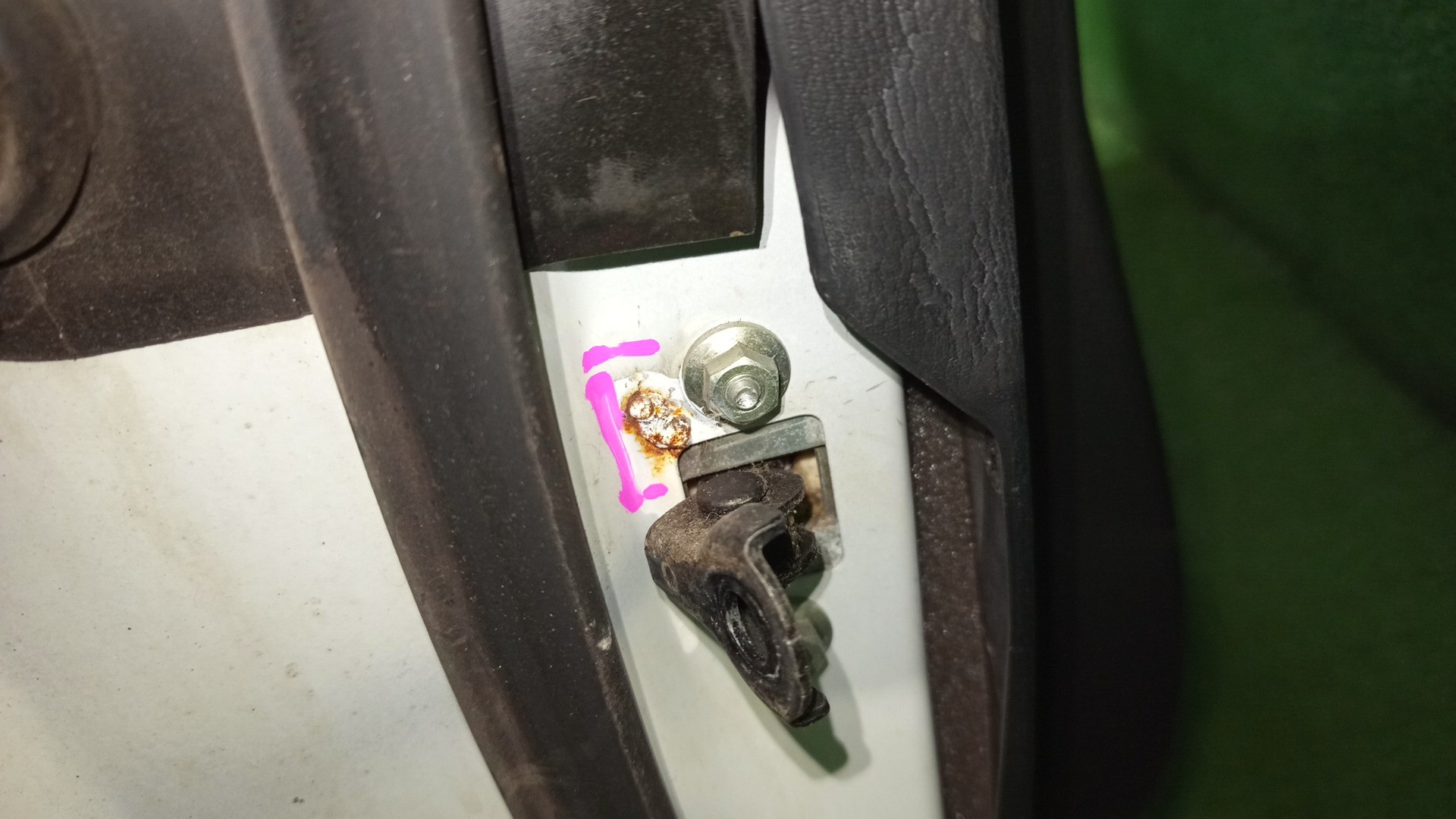 Дверь правая передняя MAZDA CX-5 KE5AW, KE5FW, KEEAW, KEEFW, KE2AW, KE2FW 5554 4 ракурс