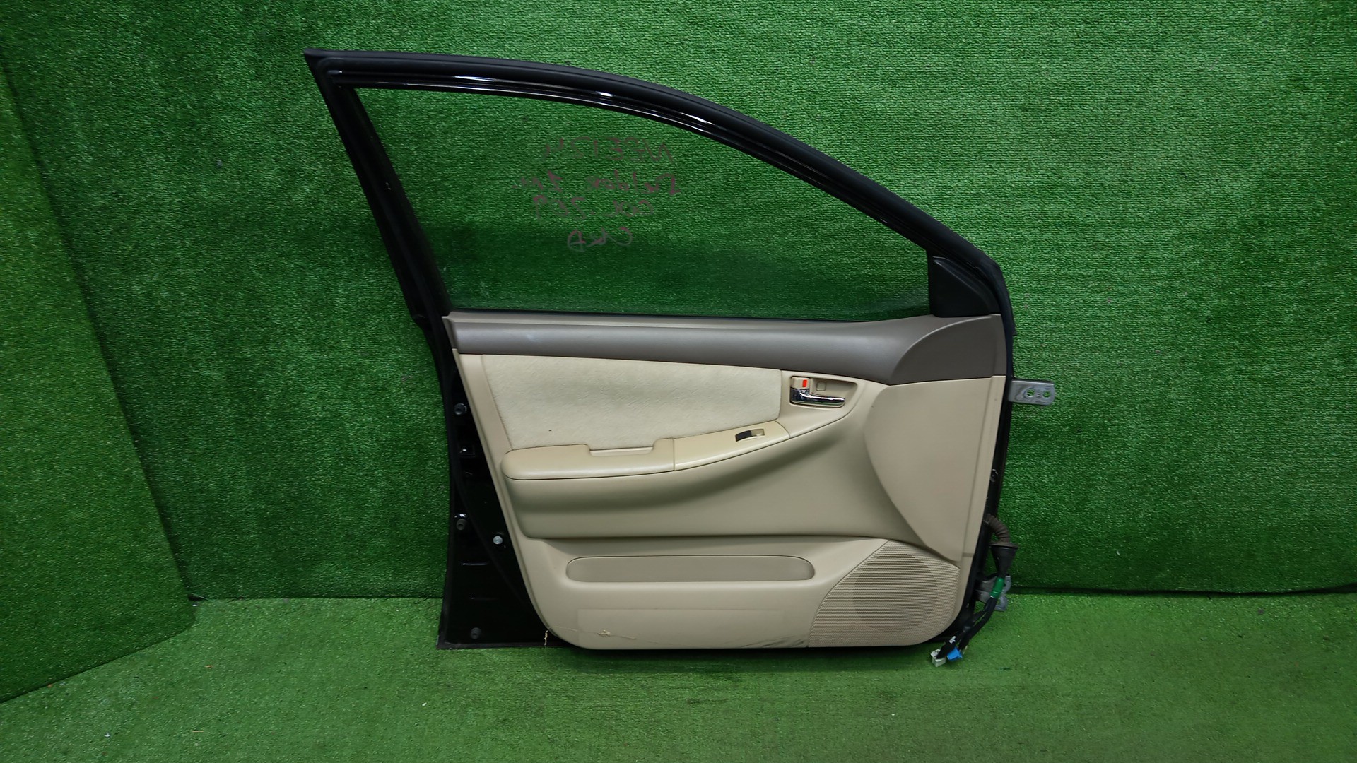 Дверь левая передняя TOYOTA COROLLA, COROLLA FIELDER, ALLEX, COROLLA RUNX ZZE124, NZE121, NZE120, ZZE122, NZE124, CE121, NZE121G, ZZE123G, ZZE124G, ZZE122G, NZE124G, ZZE123 5576 4 ракурс