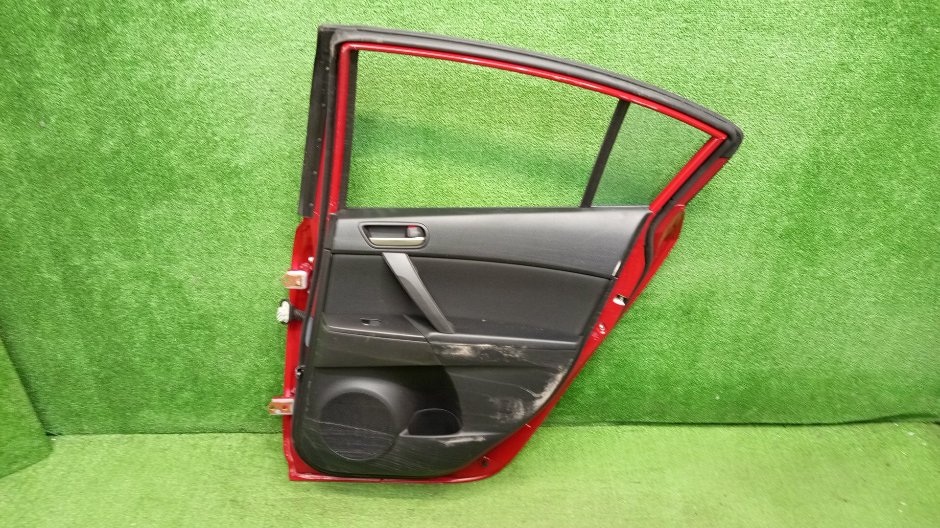 Дверь правая задняя MAZDA AXELA, MAZDA3, 3 BL6FJ, BL5FP, BLEAP, BLEFP, BLFFP, BL SEDAN 4 ракурс