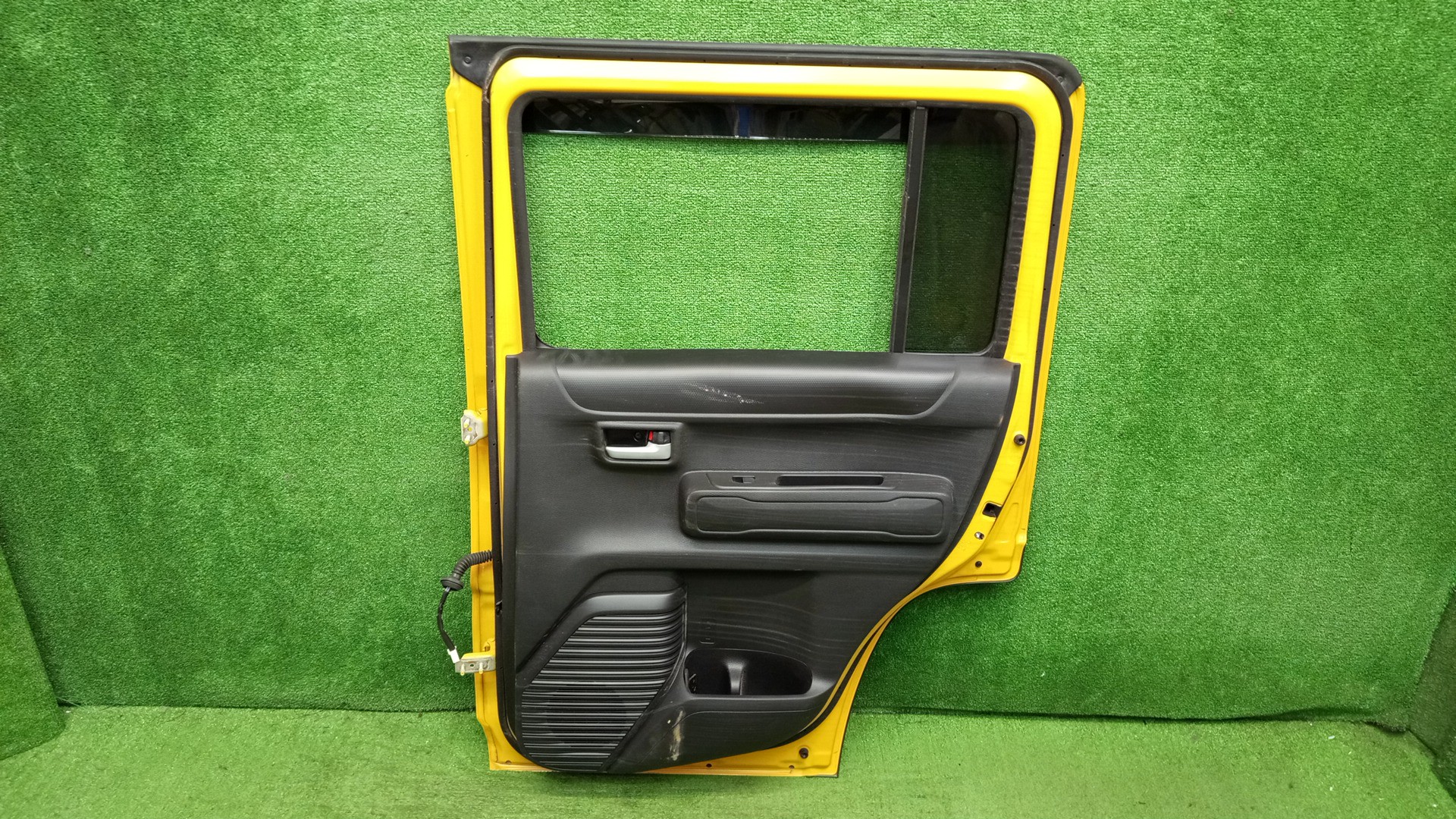 Дверь правая задняя SUZUKI FLAIR CROSSOVER, HUSTLER MS92S, MS52S, MR52S, MR92S 5598 3 ракурс