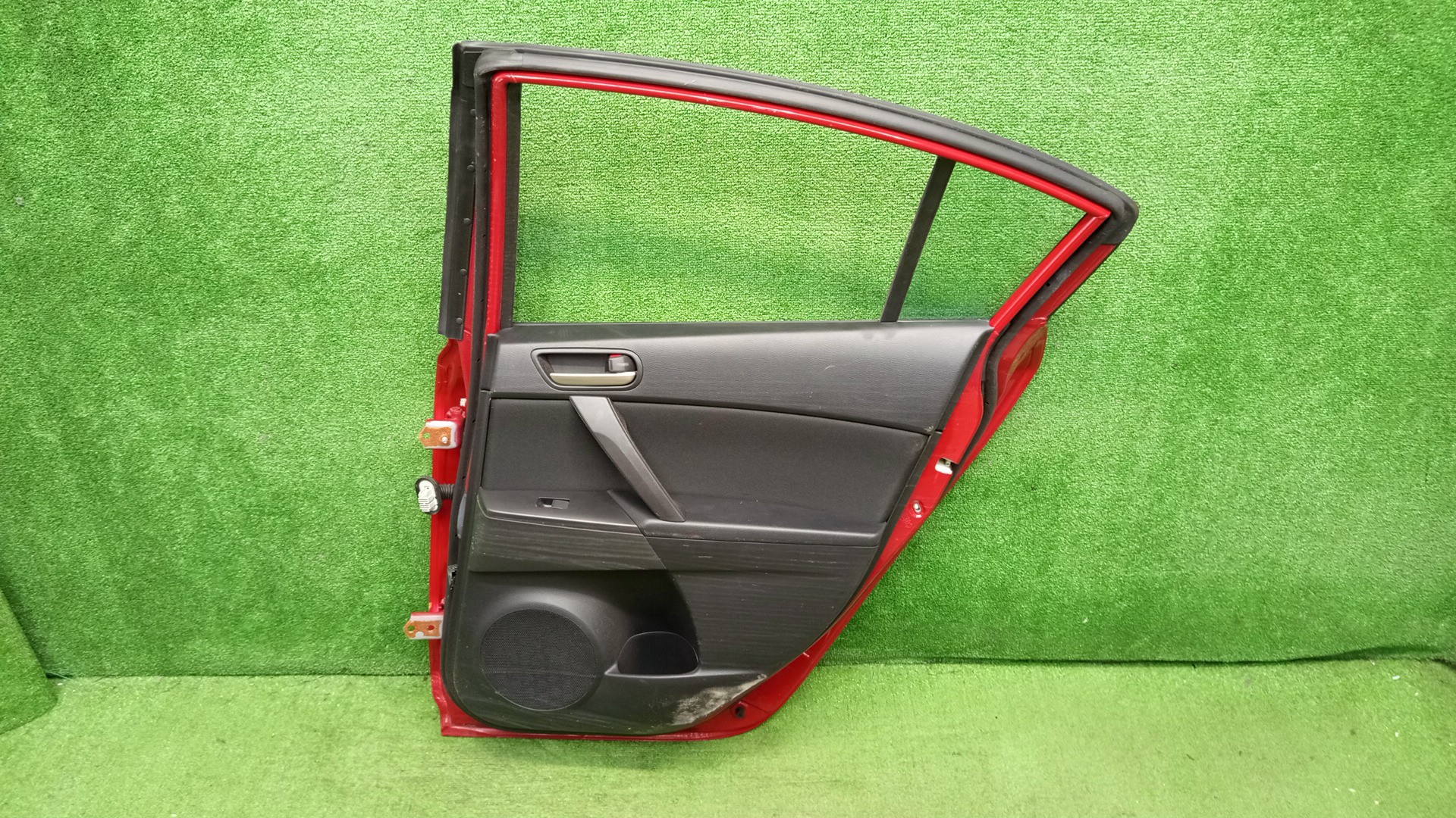 Дверь правая задняя MAZDA AXELA, MAZDA3, 3 BL6FJ, BL5FP, BLEAP, BLEFP, BLFFP, BL SEDAN 5 ракурс