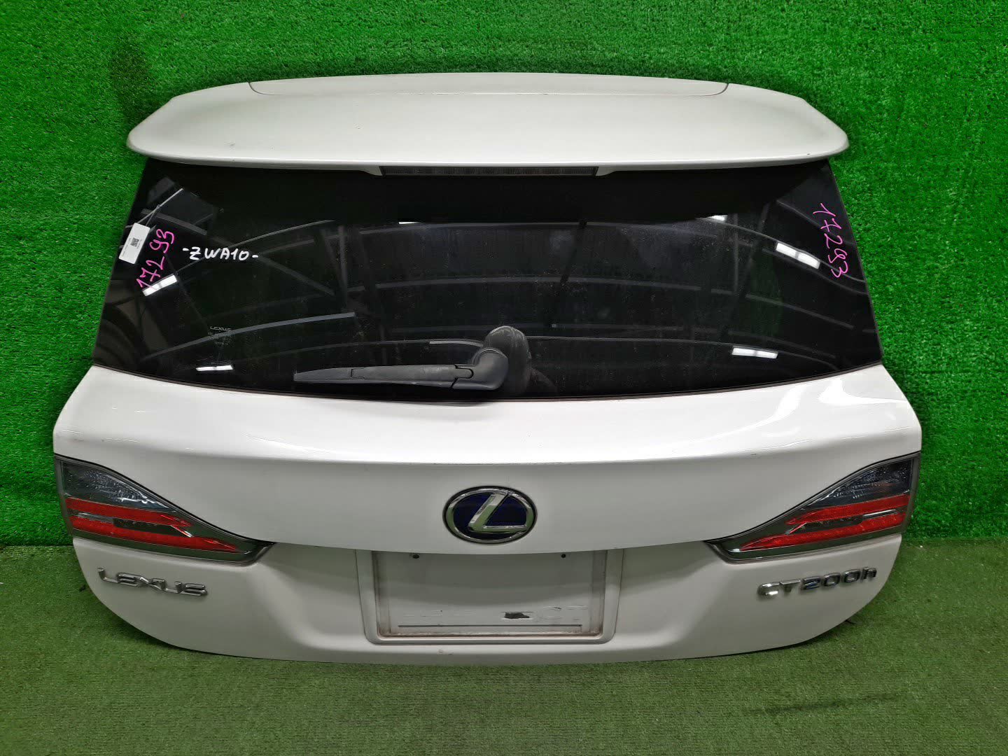  LEXUS CT200H ZWA10 17293 1 ракурс