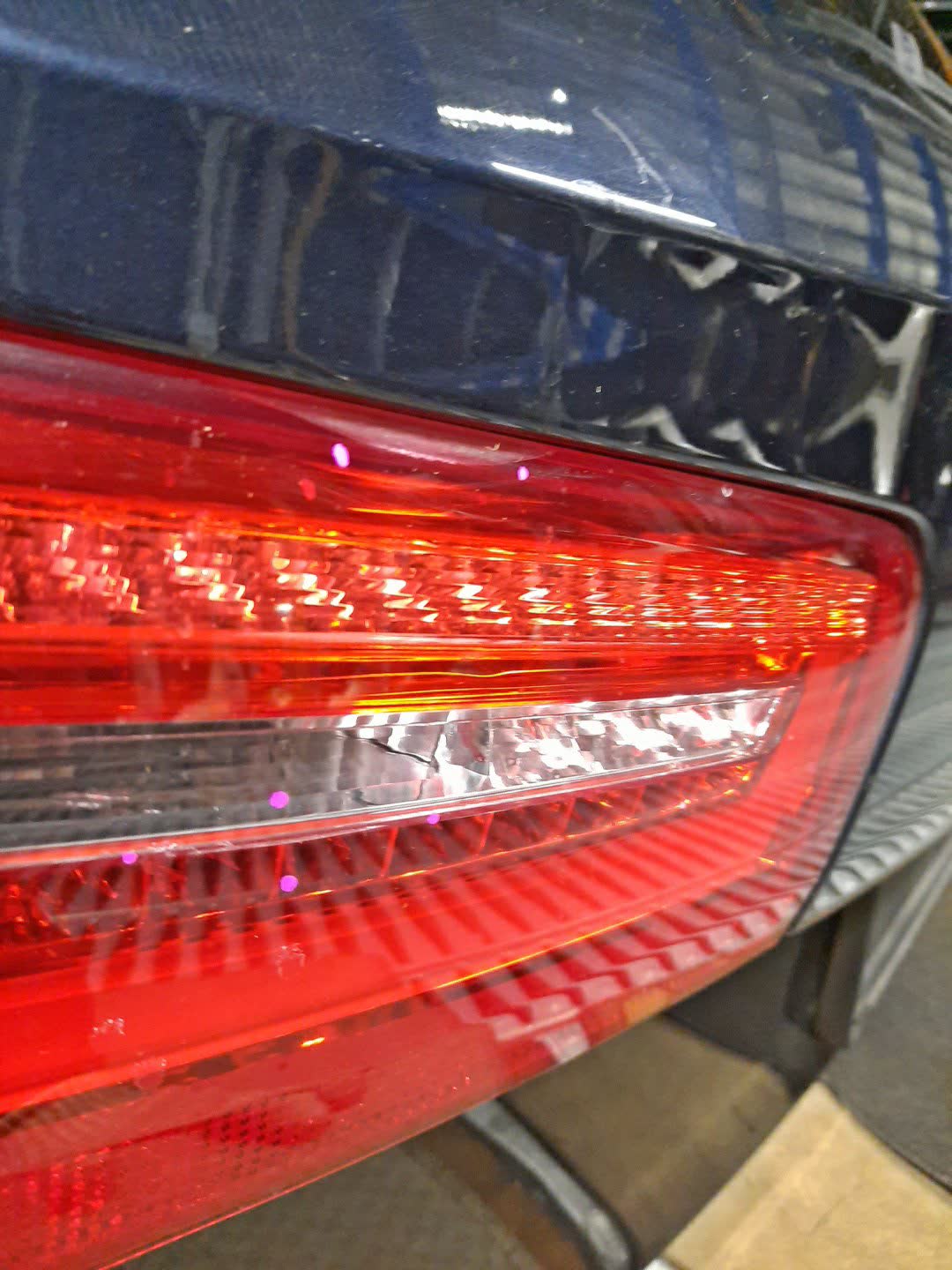  AUDI A6 4G5 4G9827025B 4 ракурс