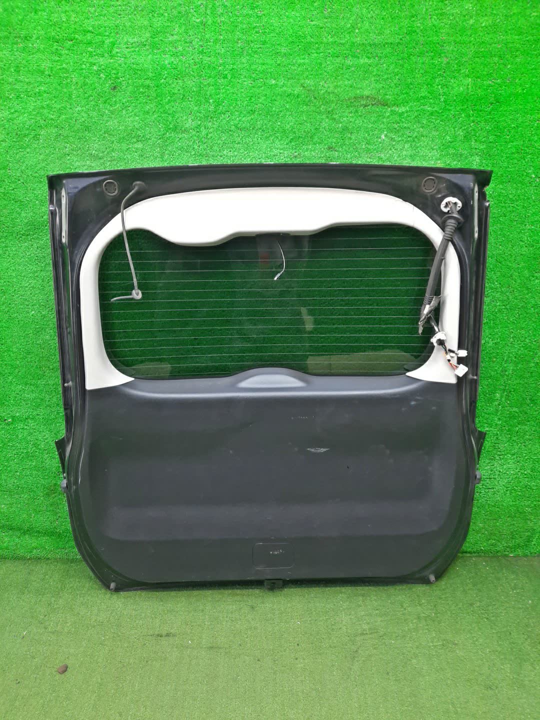  TOYOTA NOAH, ESQUIRE ZWR80G, ZRR85W, ZRR80W, ZWR80W, ZRR80G, ZRR85G 17796 4 ракурс