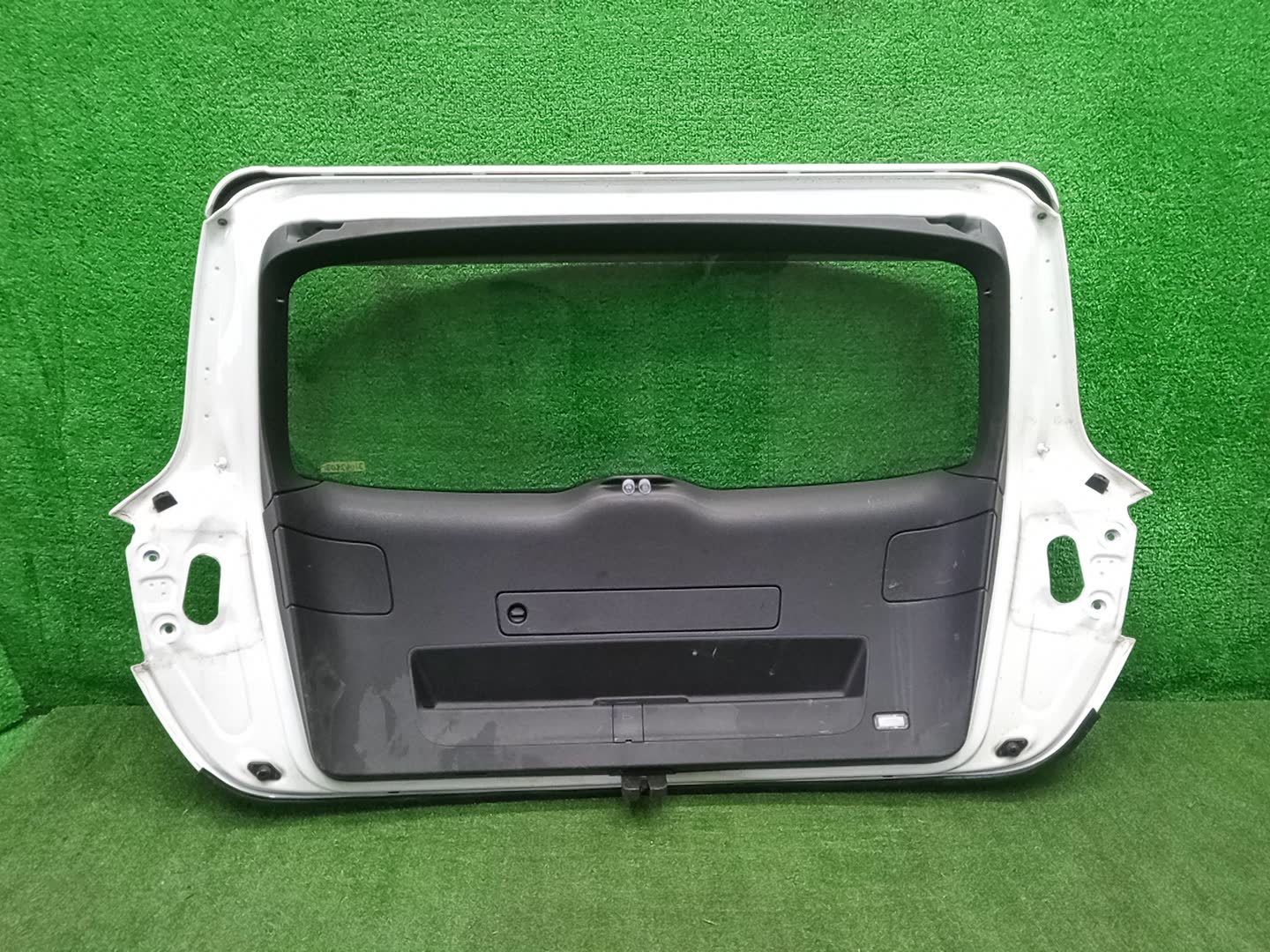  AUDI Q5 8RB 8R0827023C 4 ракурс