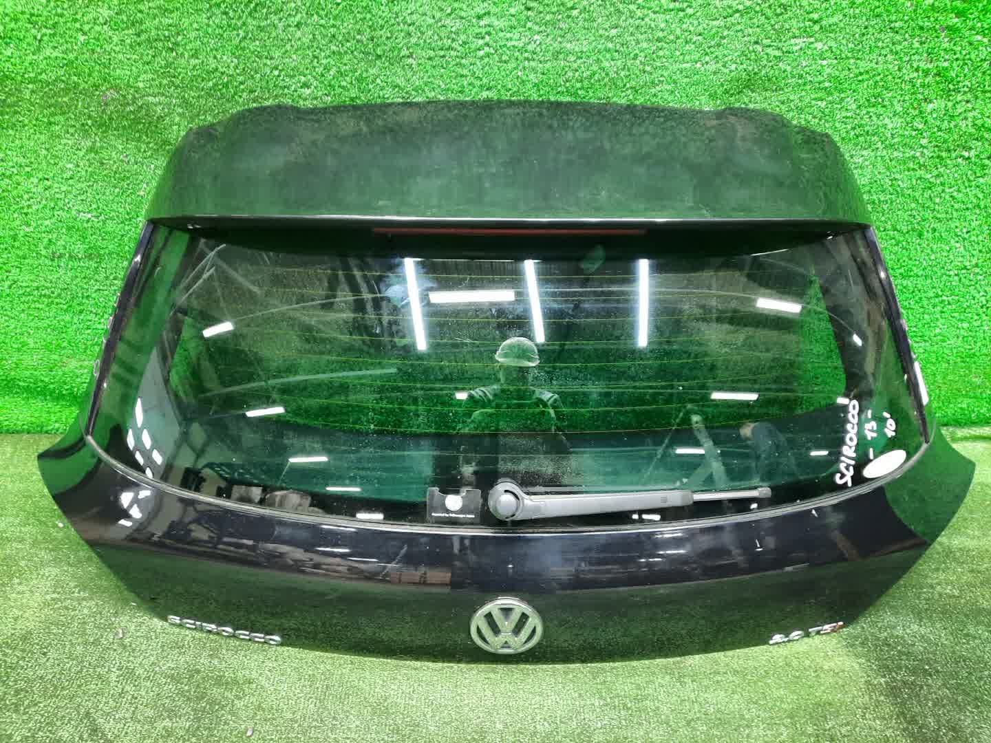  VOLKSWAGEN SCIROCCO 137 0184 1 ракурс